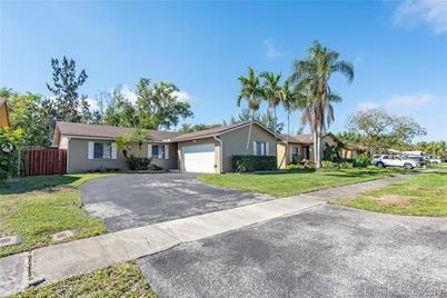 10770 NW 20th Ct - Photo 1