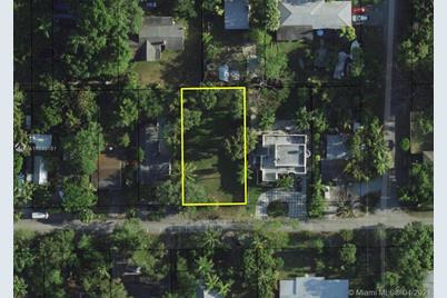6772 SW 77 Ter. - Photo 1