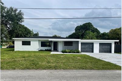15345 NW 5th Ave - Photo 1