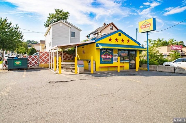 The Hot Dog House - Carlstadt NJ