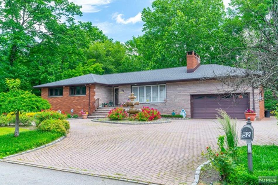 52 Big Piece Rd, Fairfield, NJ 07004 MLS 22023186 Coldwell Banker