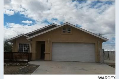 811 Hassayampa, Golden Valley, AZ 86413 - Photo 1