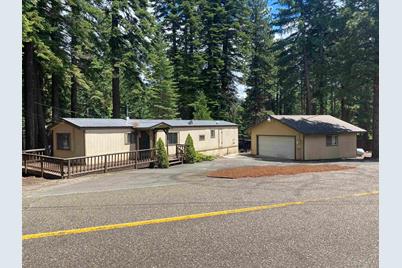 230 Lakeview Drive, Lake Almanor, CA 96137 - Photo 1