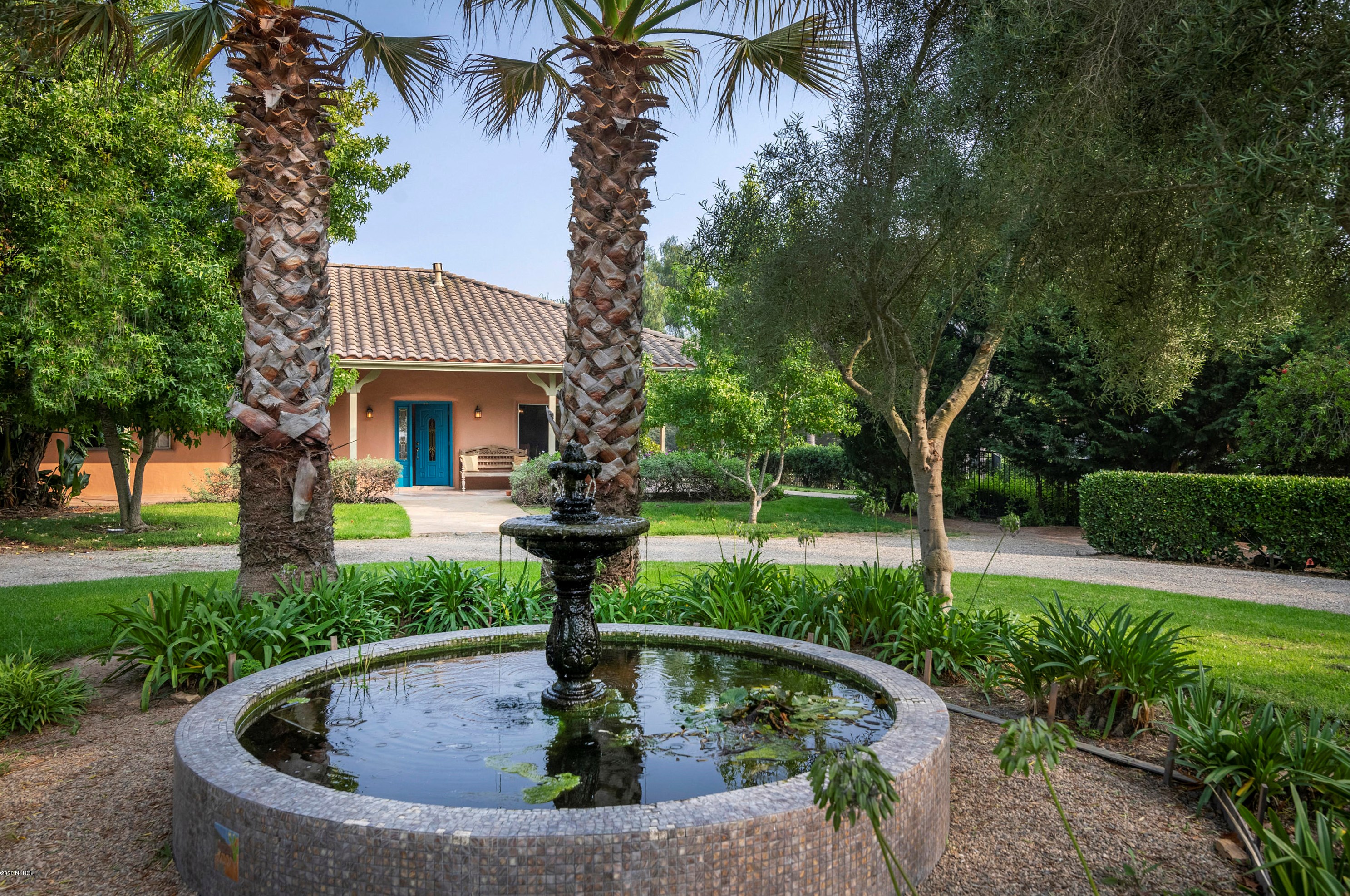 1910 Tularosa Rd, Lompoc, CA 93436-9684
