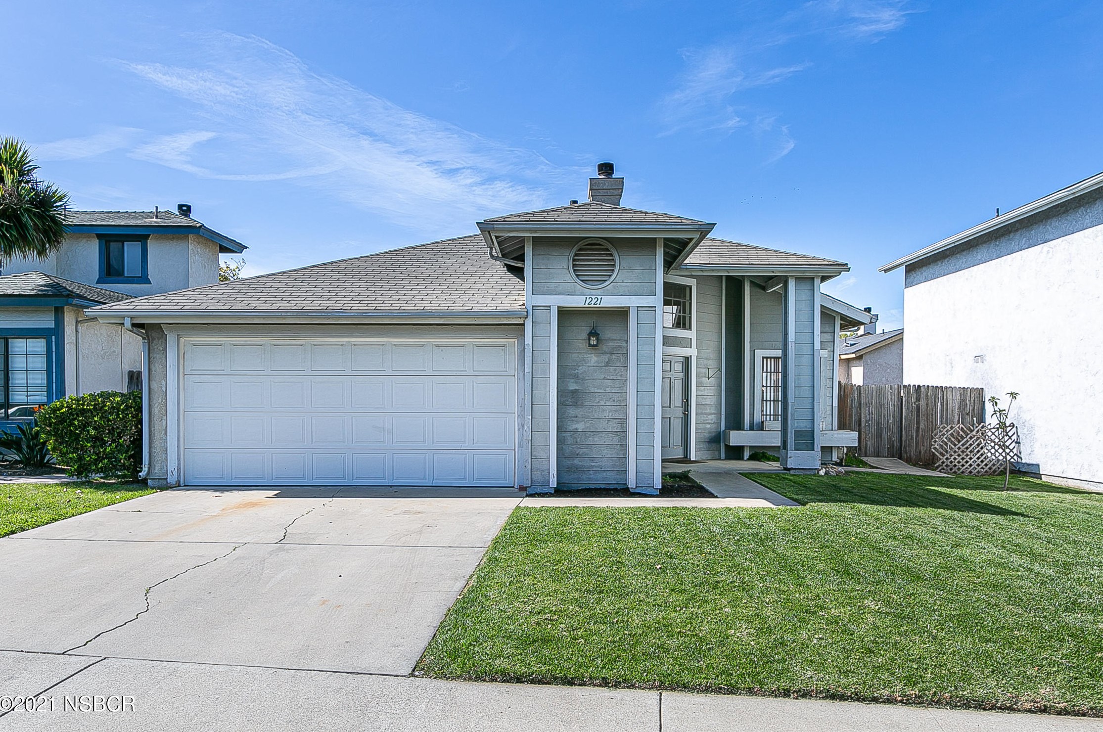 1221 Village Meadows Dr, Lompoc, CA 93436-3239