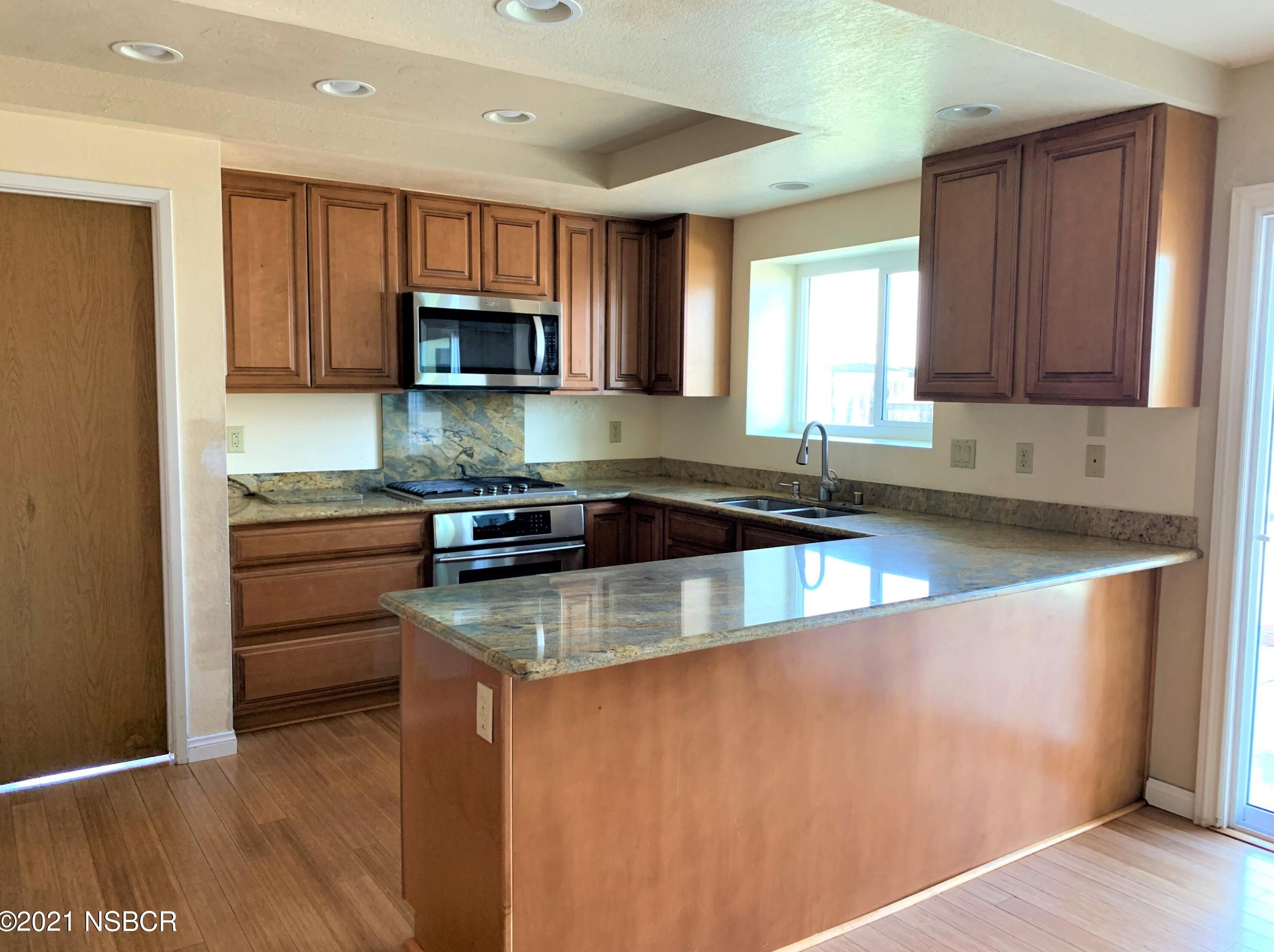 1021 Z St, Lompoc, CA 93436-3130
