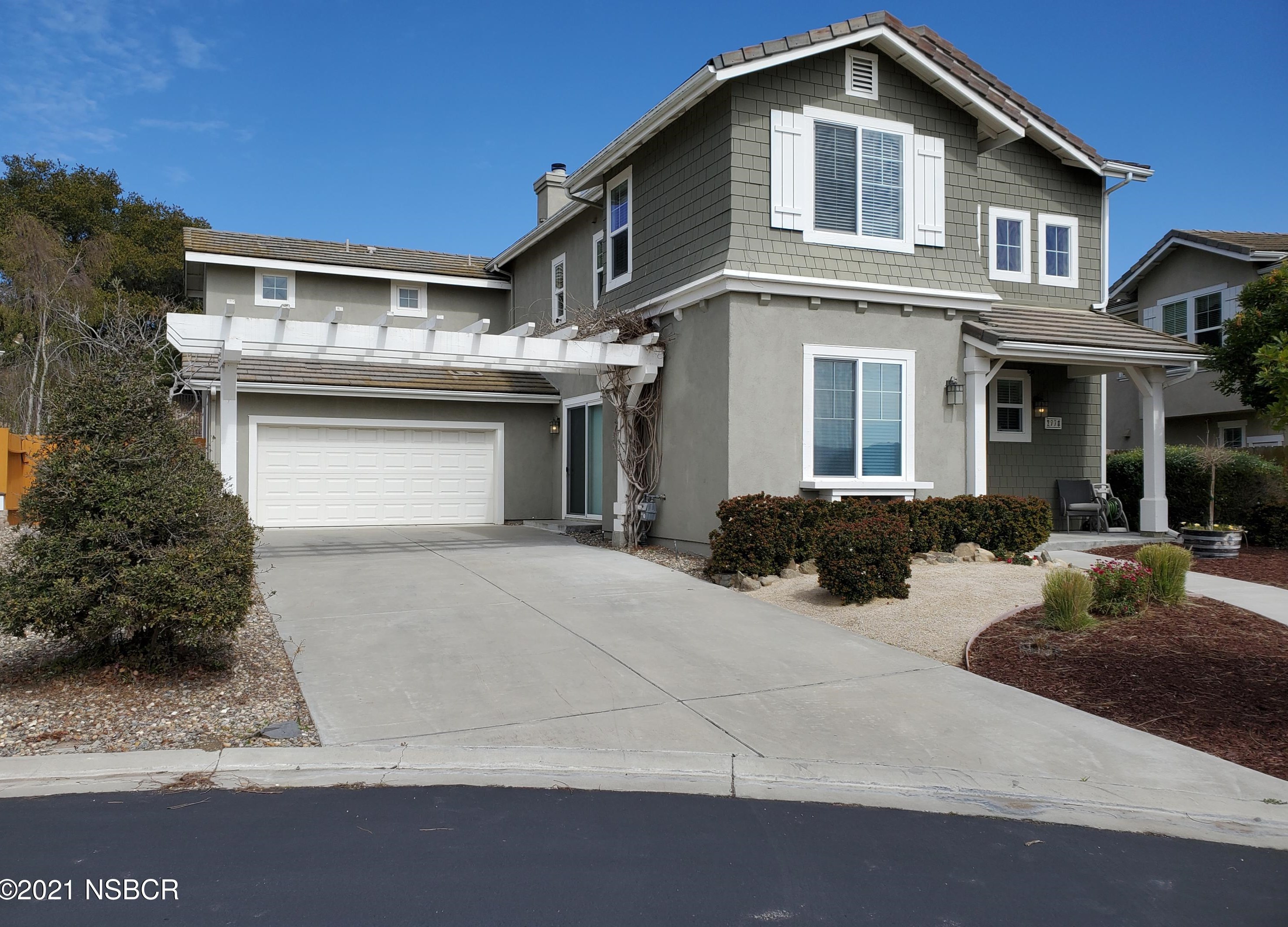 2770 Arbor View Ln, Lompoc, CA 93436-2213