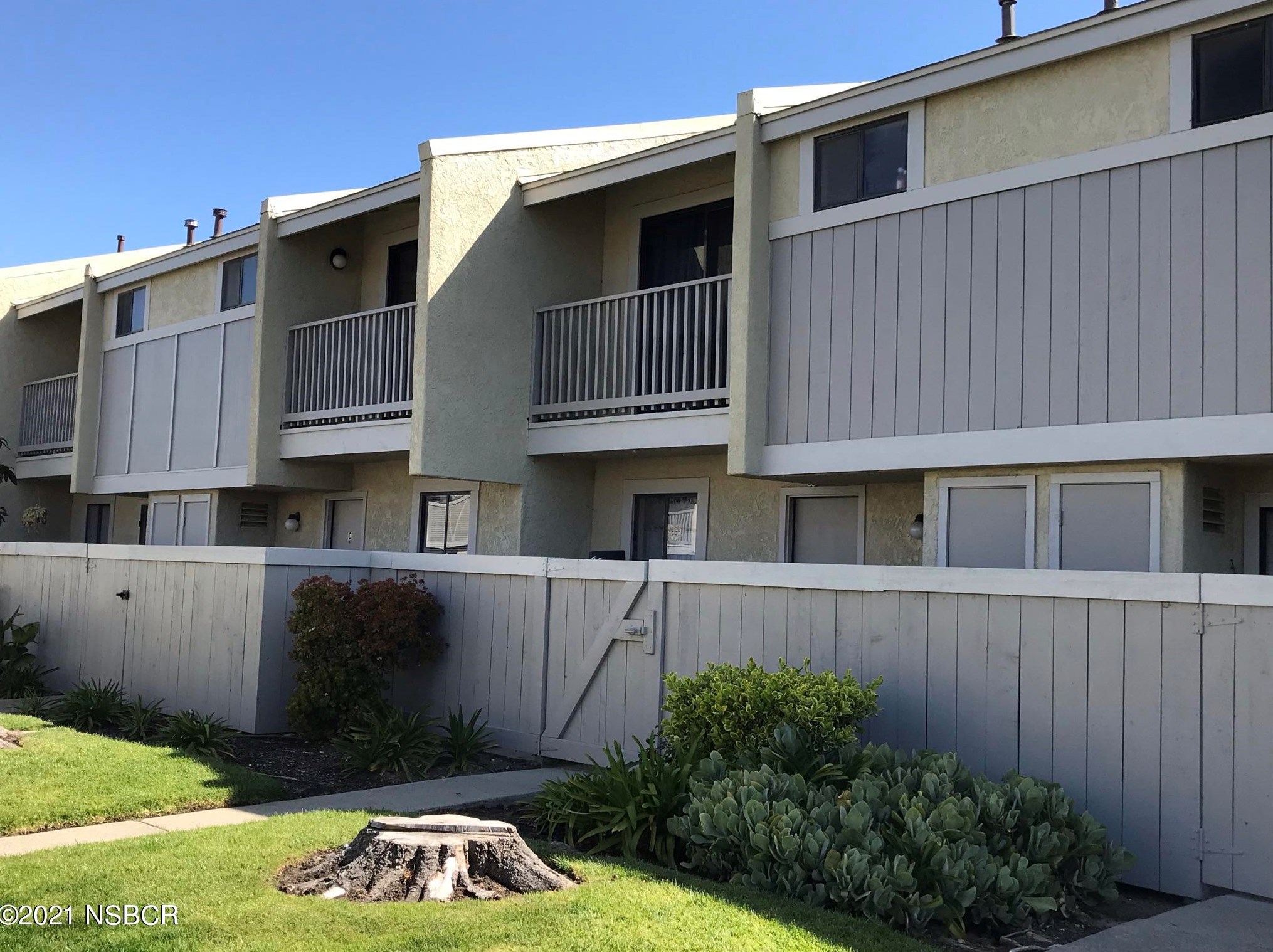 1113 W Cypress Ave #b, Lompoc, CA 93436