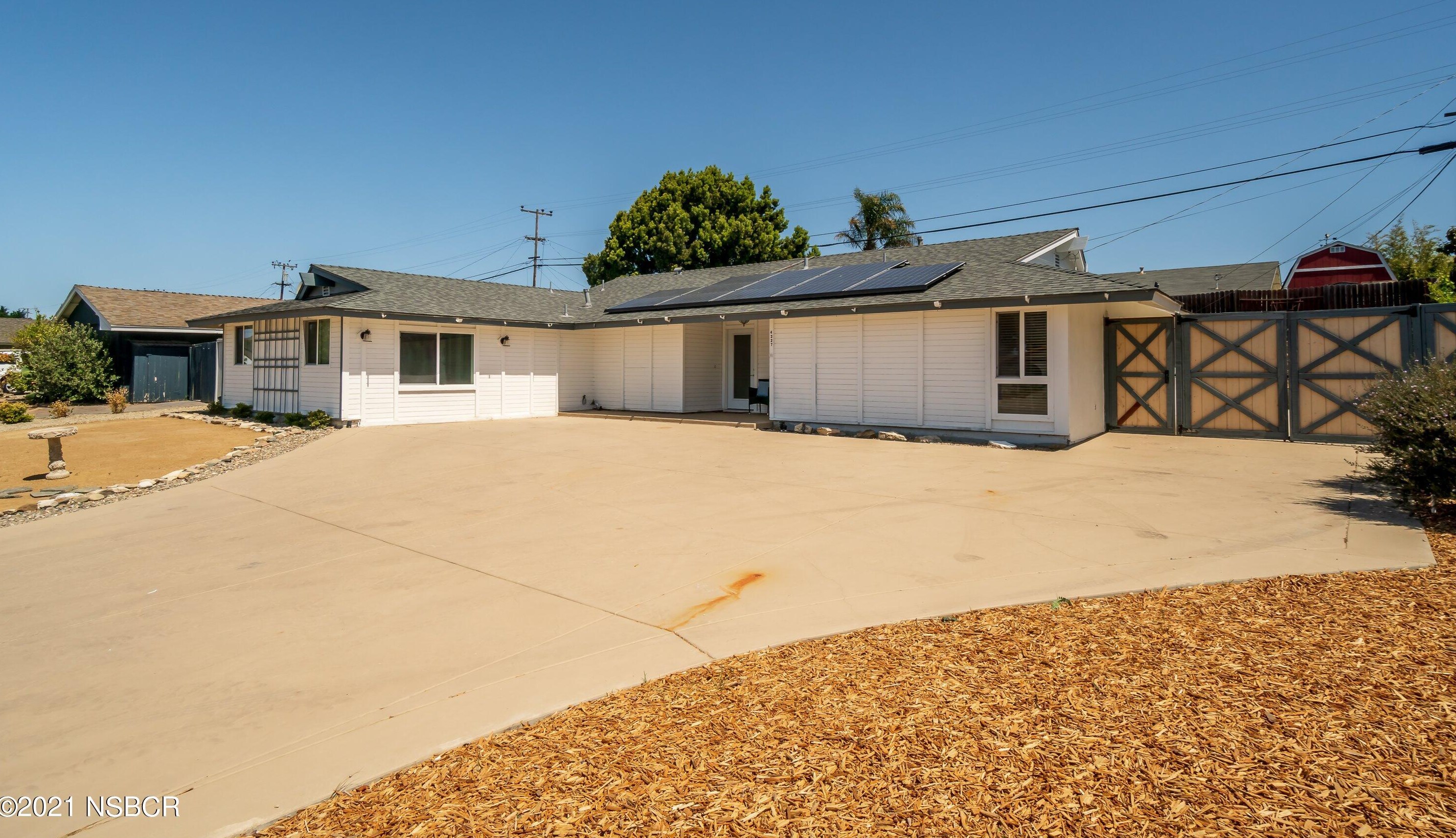 4227 Constellation Rd, Lompoc, CA 93436