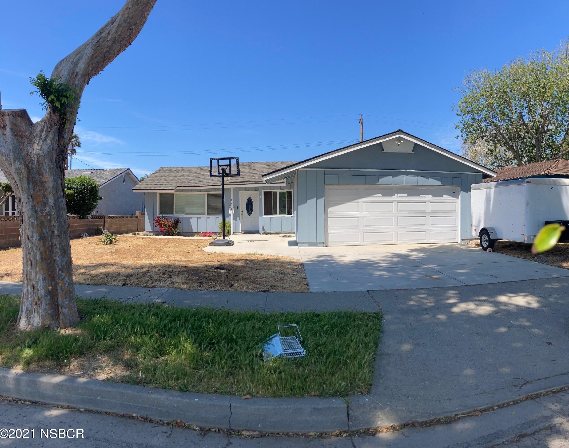 1201 Oak Ave, Lompoc, CA 93436-4227