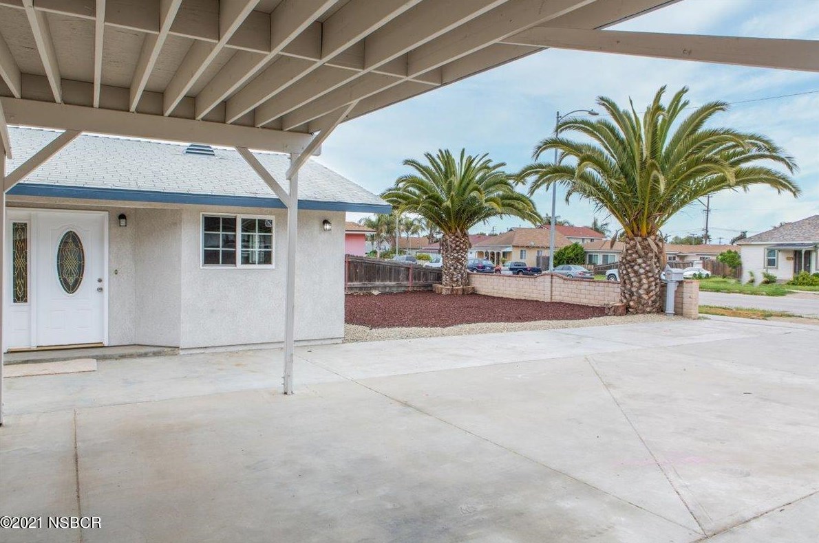 407 N K St, Lompoc, CA 93436