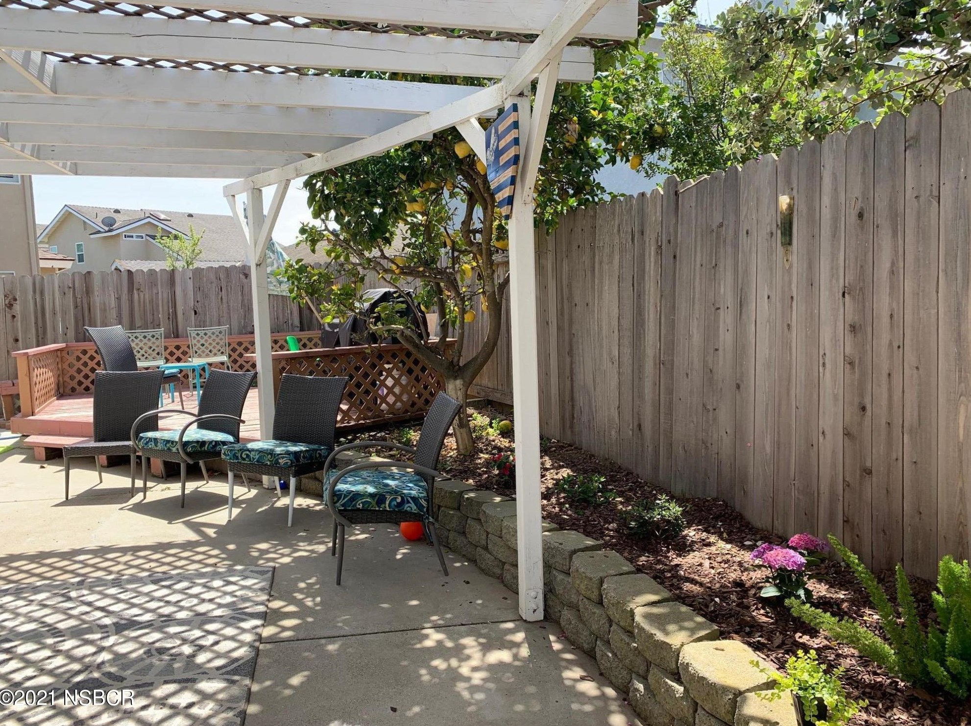 1213 Timothy Ct, Lompoc CA  93436-3297 exterior