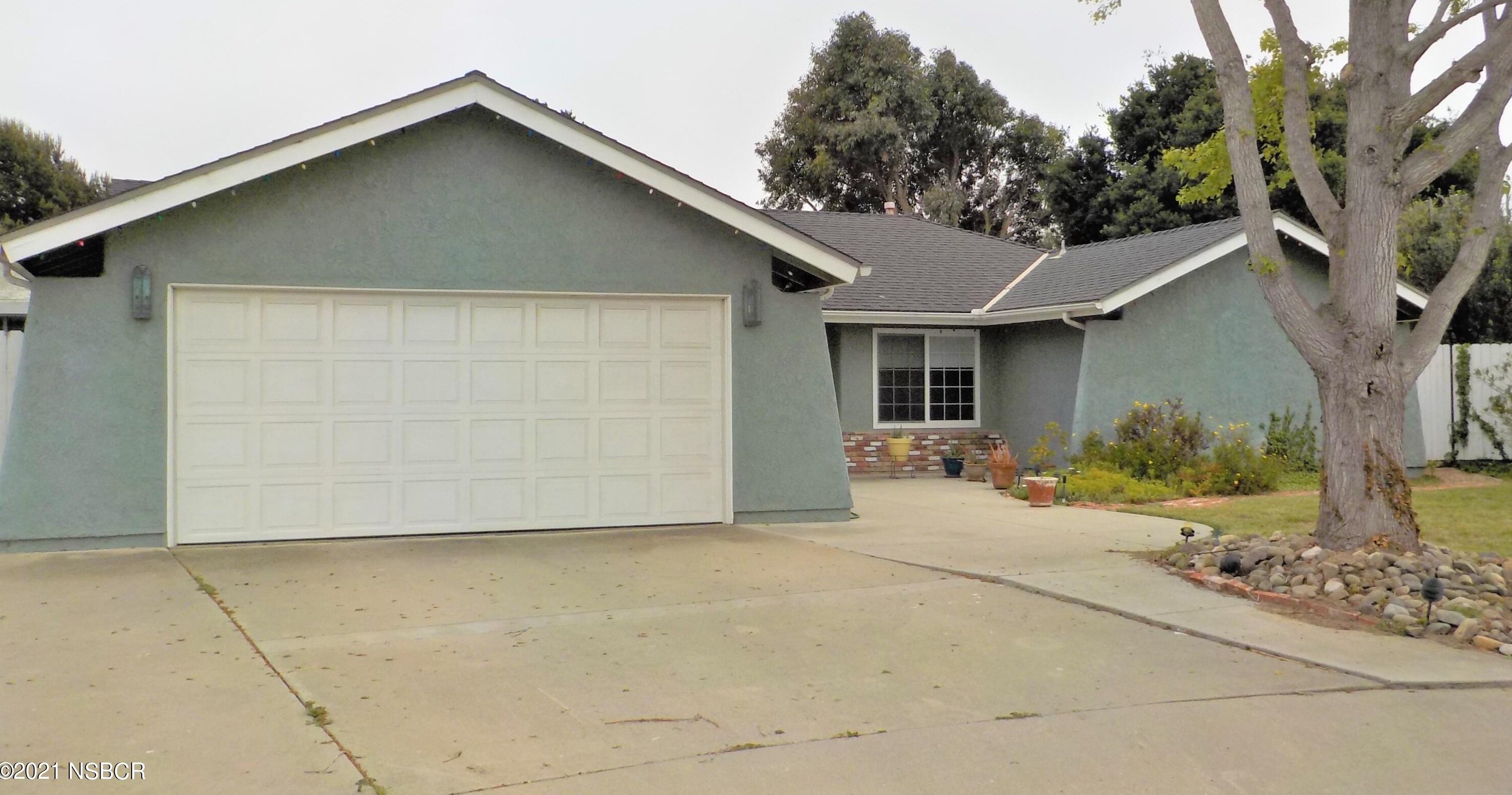 1100 N E St, Lompoc, CA 93436