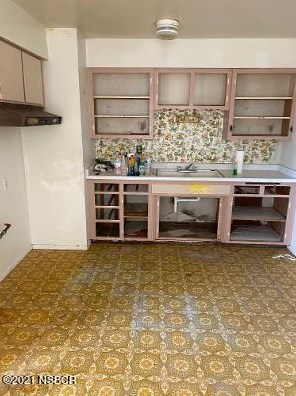 302 Obispo St, Guadalupe, CA 93434