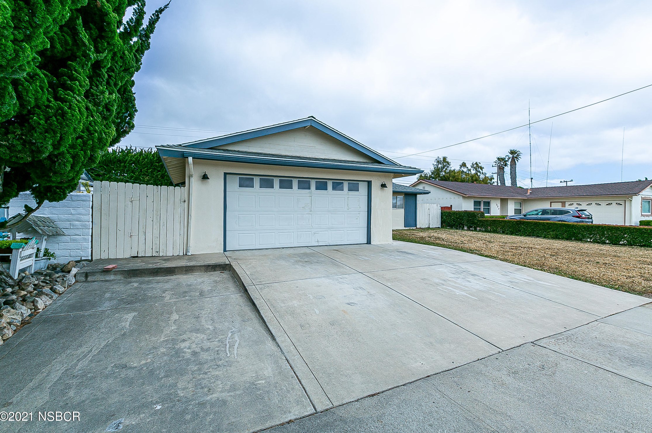 545 Venus Ave, Lompoc, CA 93436-1935