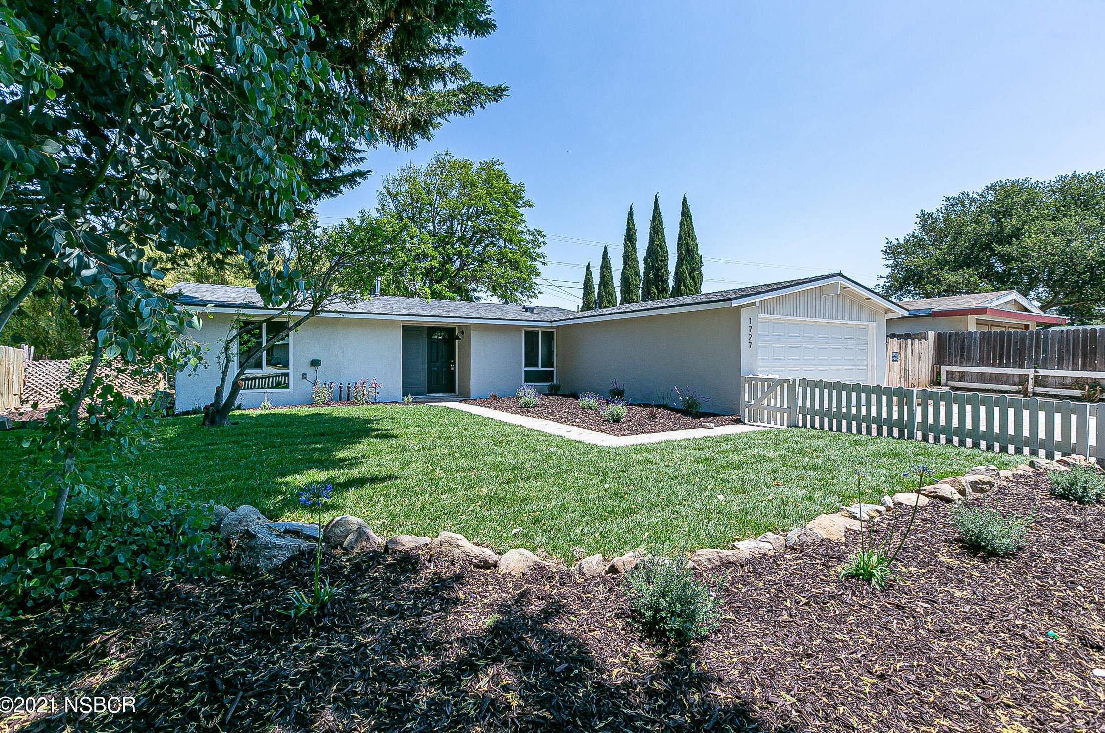 1727 Calle Lindero, Lompoc, CA 93436-1705
