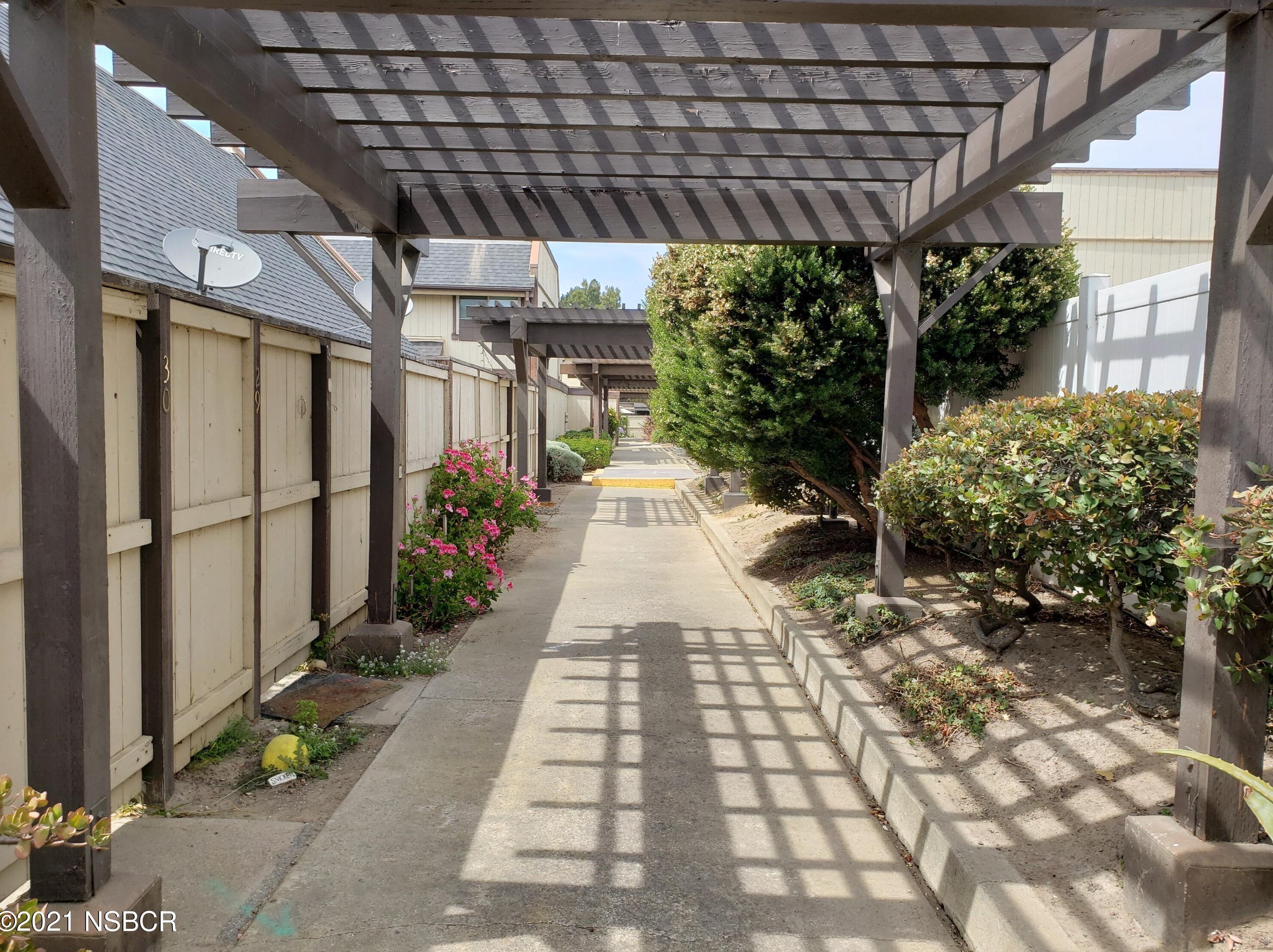 1960 Mcclelland St ##29, Santa Maria, CA 93454