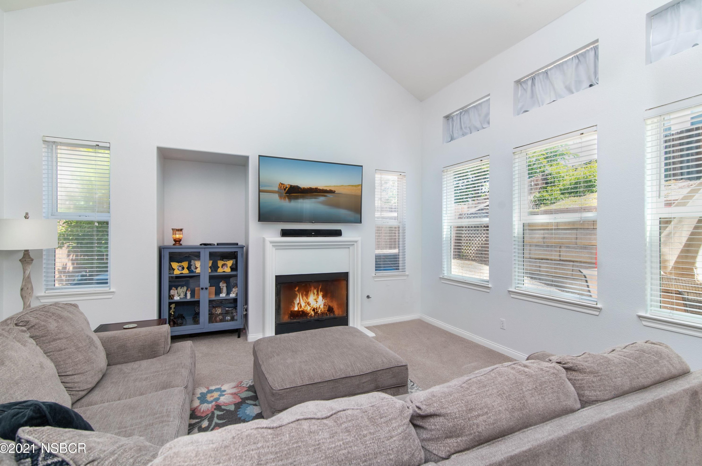 3725 Jupiter Ave, Lompoc CA  93436-1940 exterior