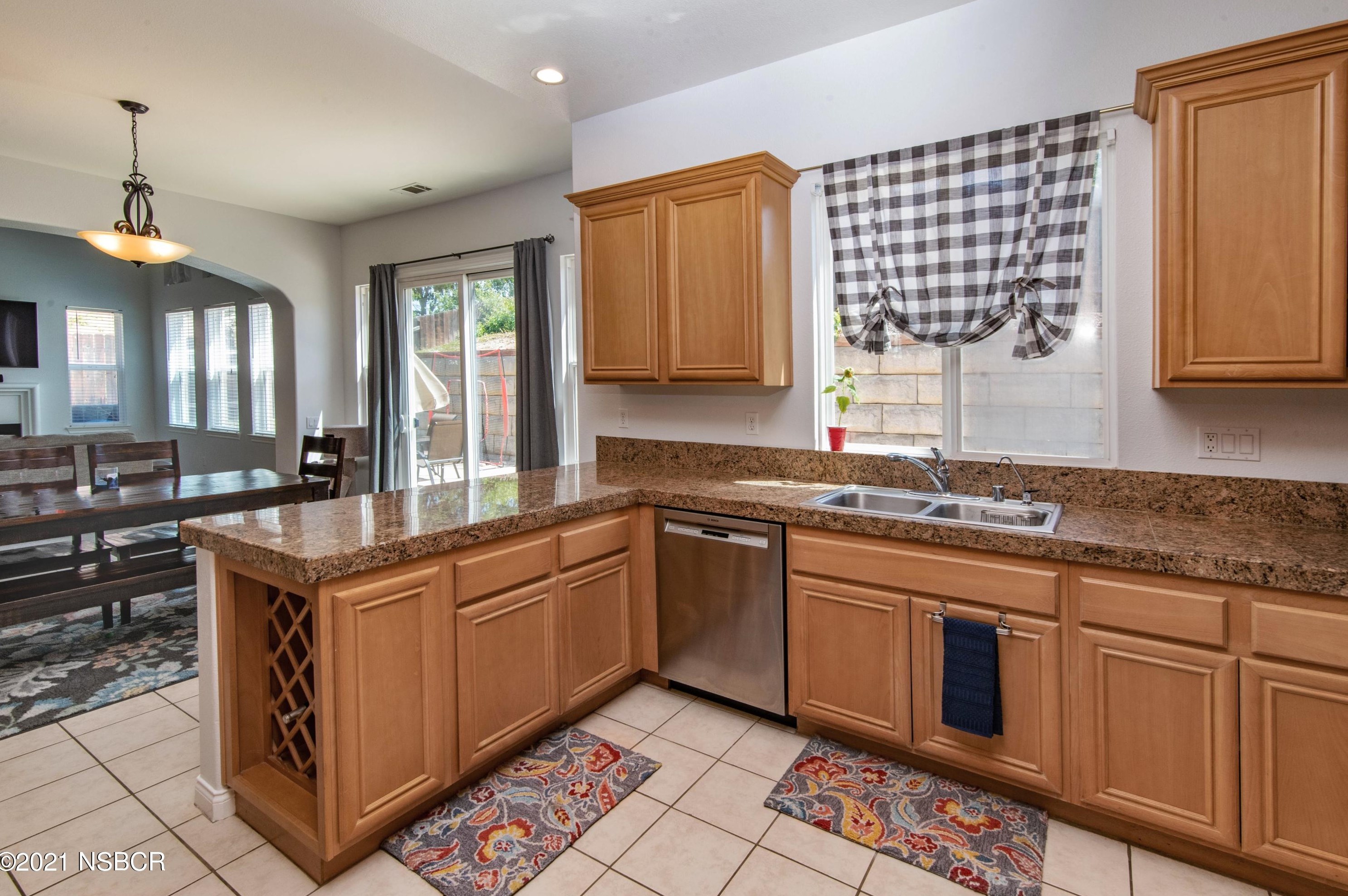 3725 Jupiter Ave, Lompoc CA  93436-1940 exterior