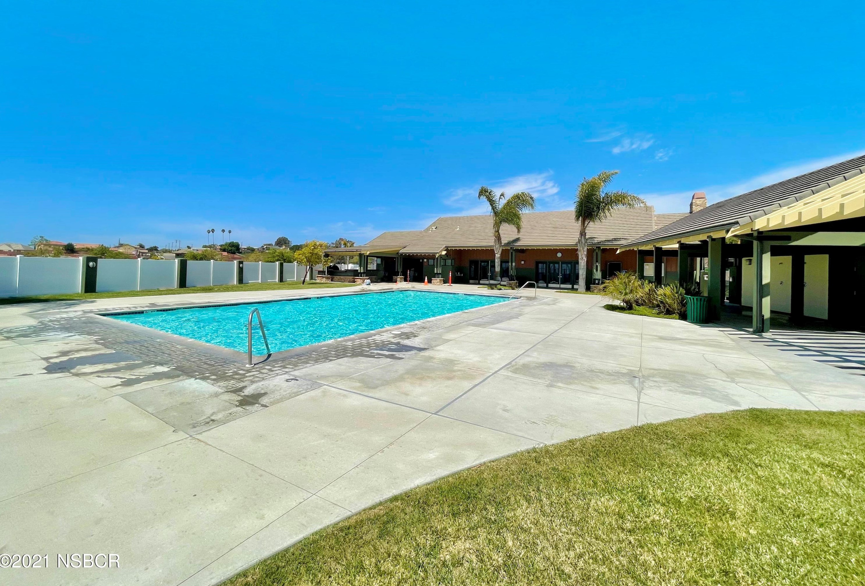 3725 Jupiter Ave, Lompoc CA  93436-1940 exterior