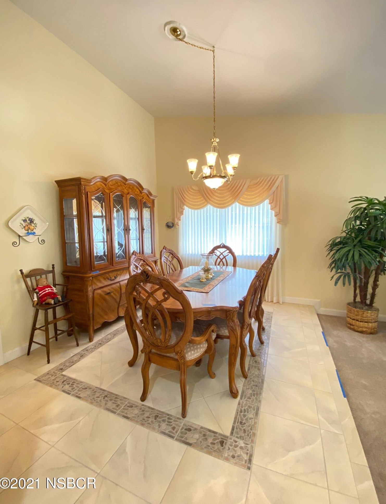 1255 Craig Dr, Lompoc CA  93436-8312 exterior