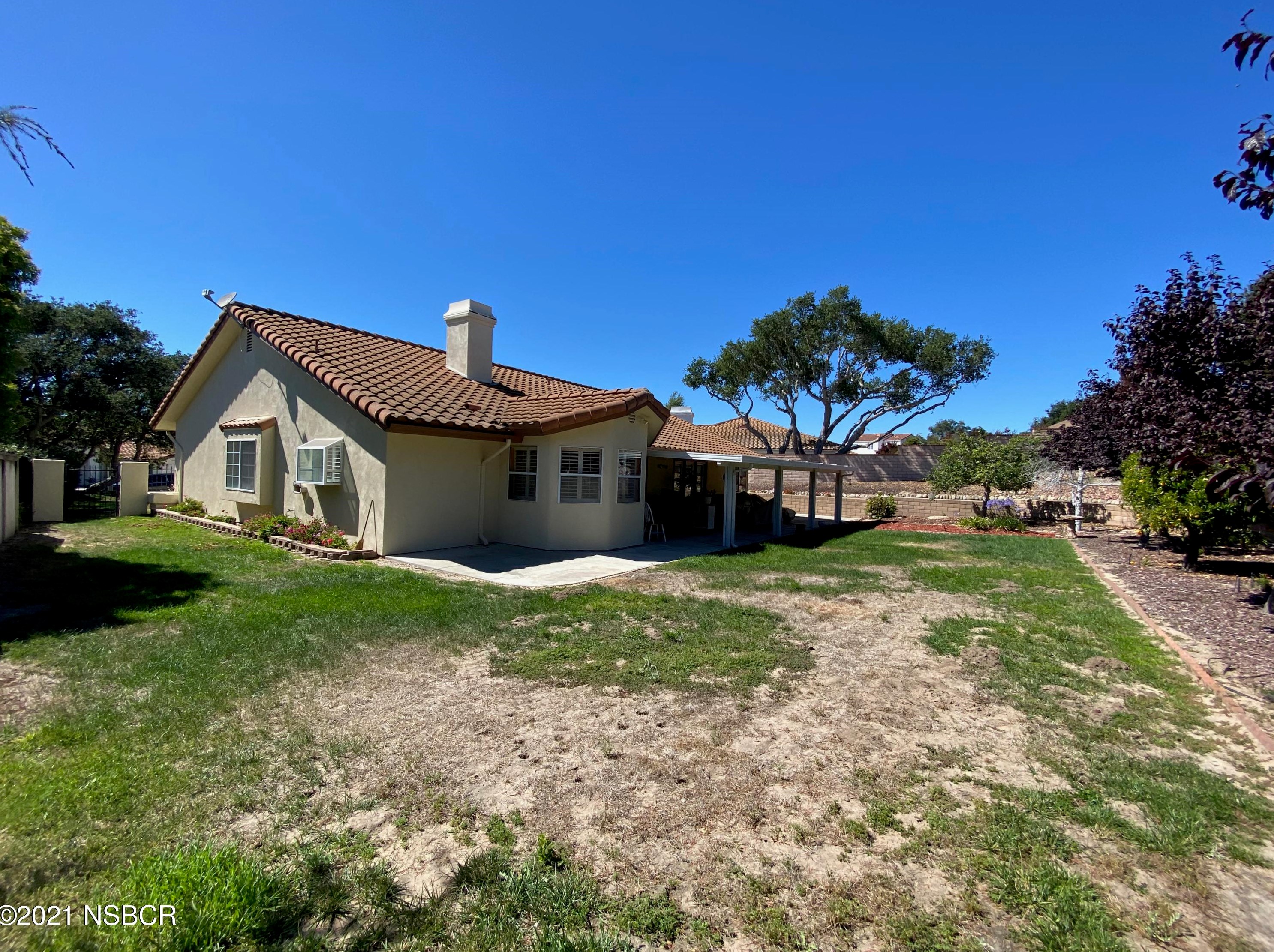 1255 Craig Dr, Lompoc CA  93436-8312 exterior
