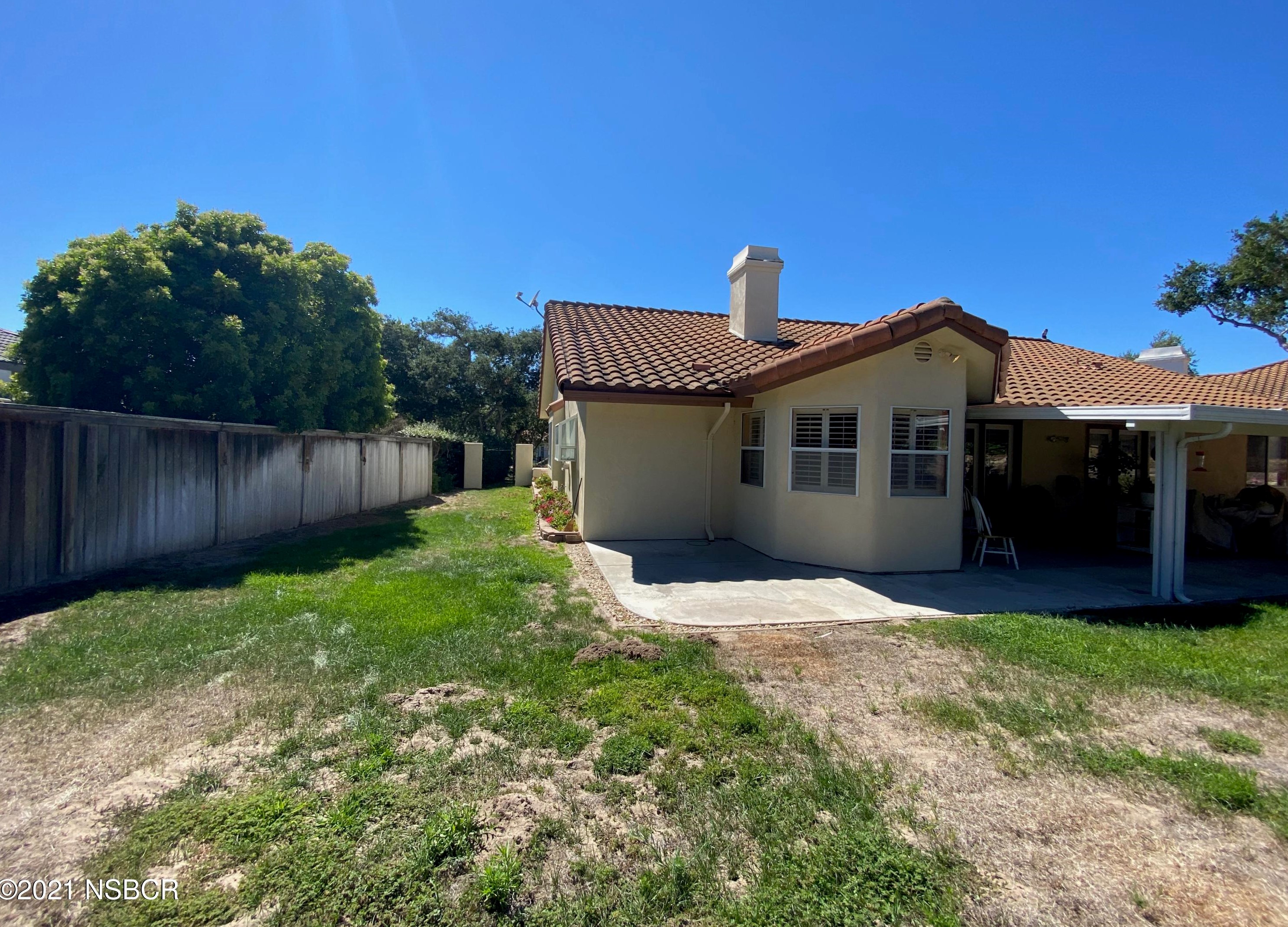 1255 Craig Dr, Lompoc CA  93436-8312 exterior