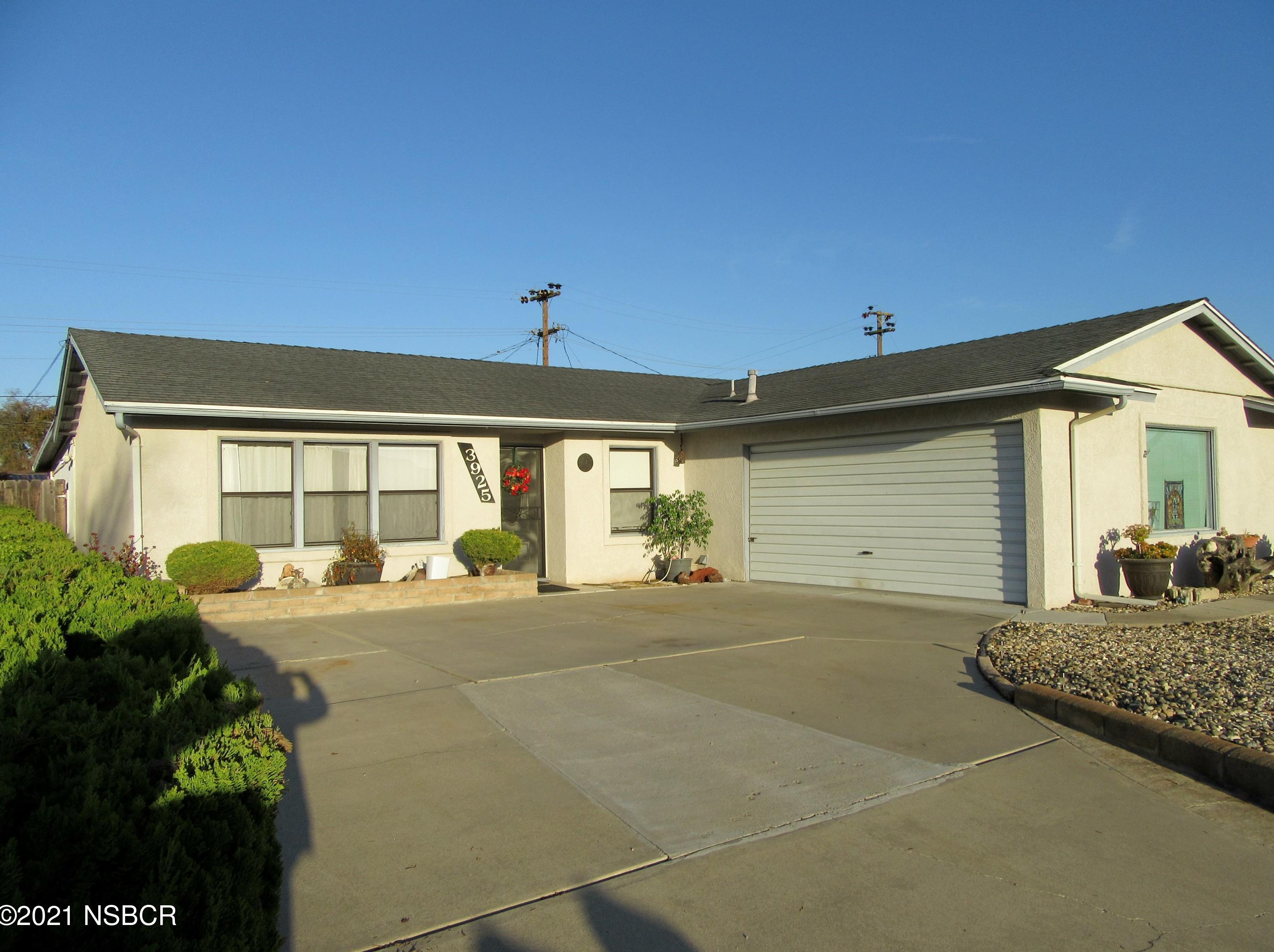 3925 Neptune Ave, Lompoc, CA 93436-1919