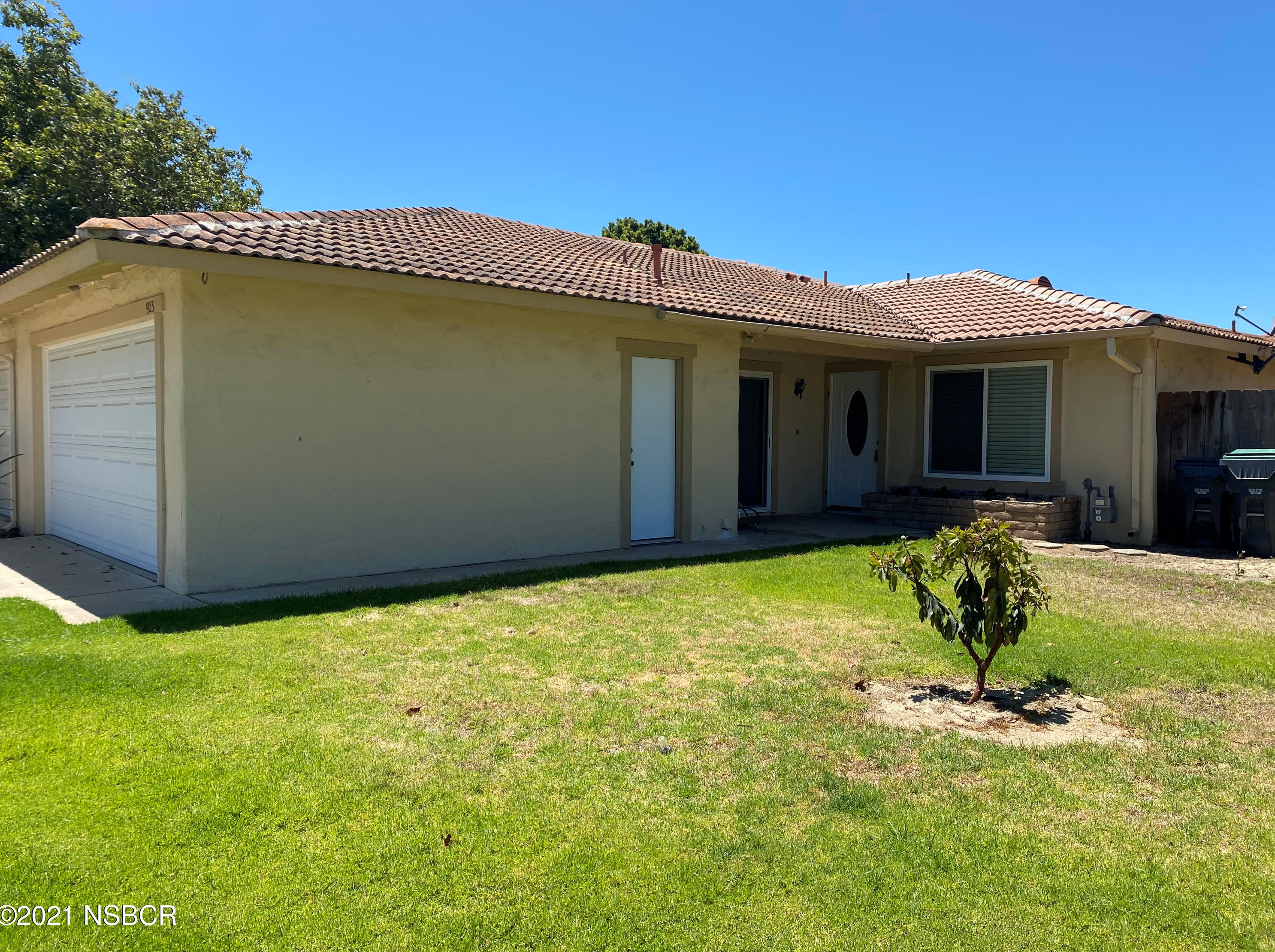 923 M Pl, Lompoc, CA 93436-4078
