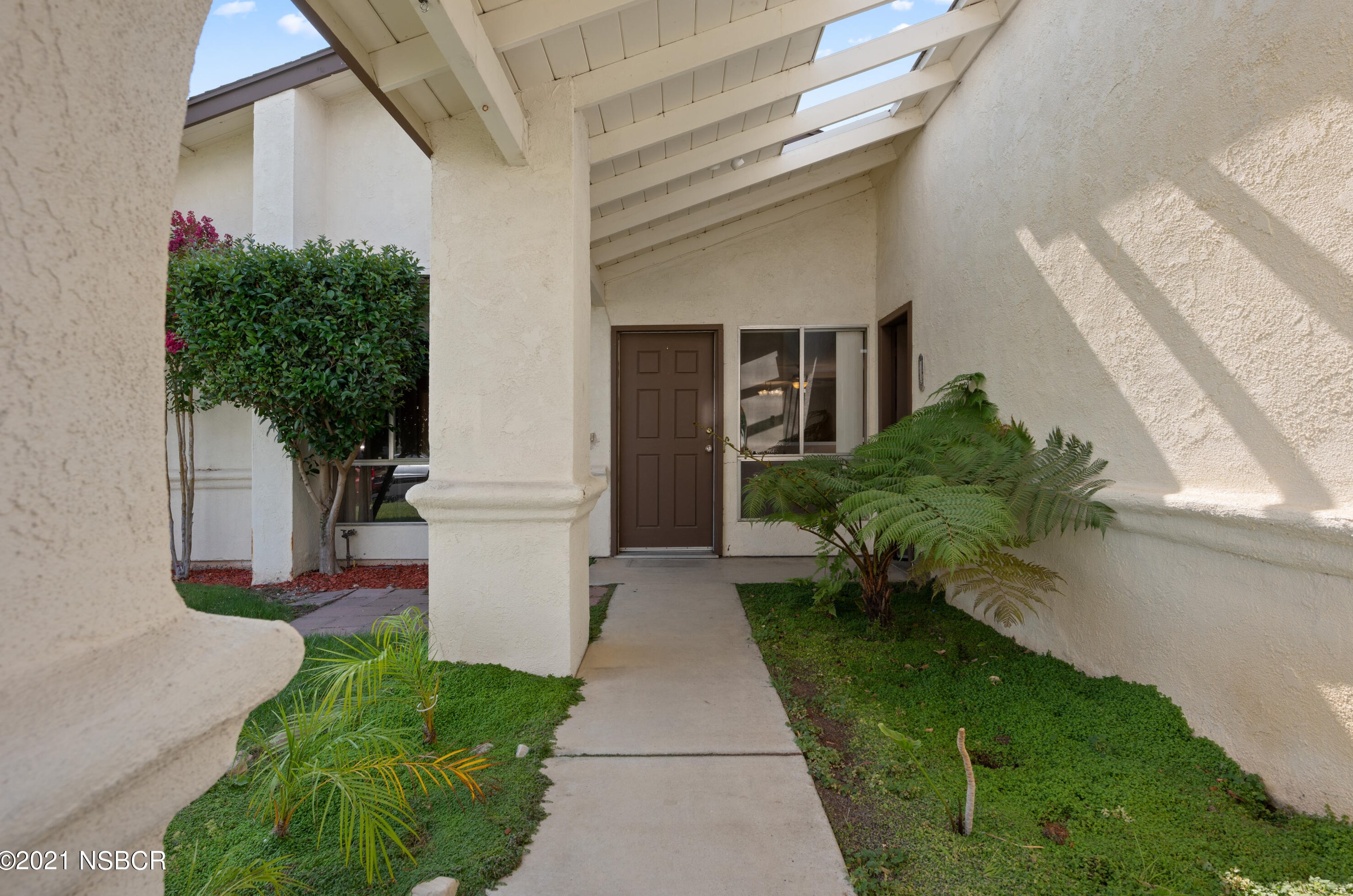 360 Park St, Buellton, CA 93427-9740