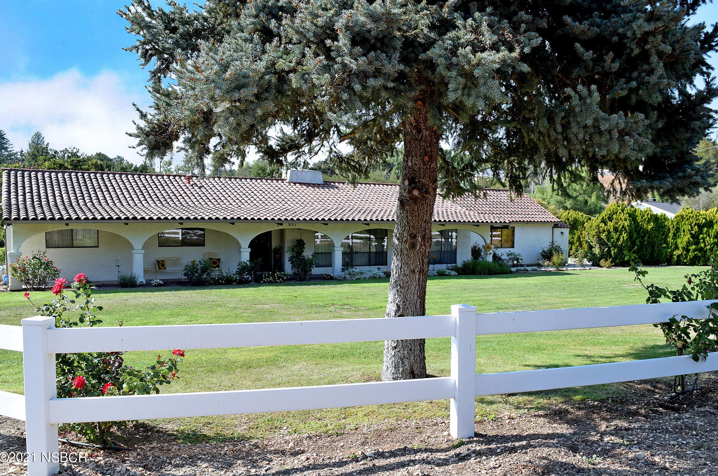 927 Old Ranch Rd, Solvang, CA 93463