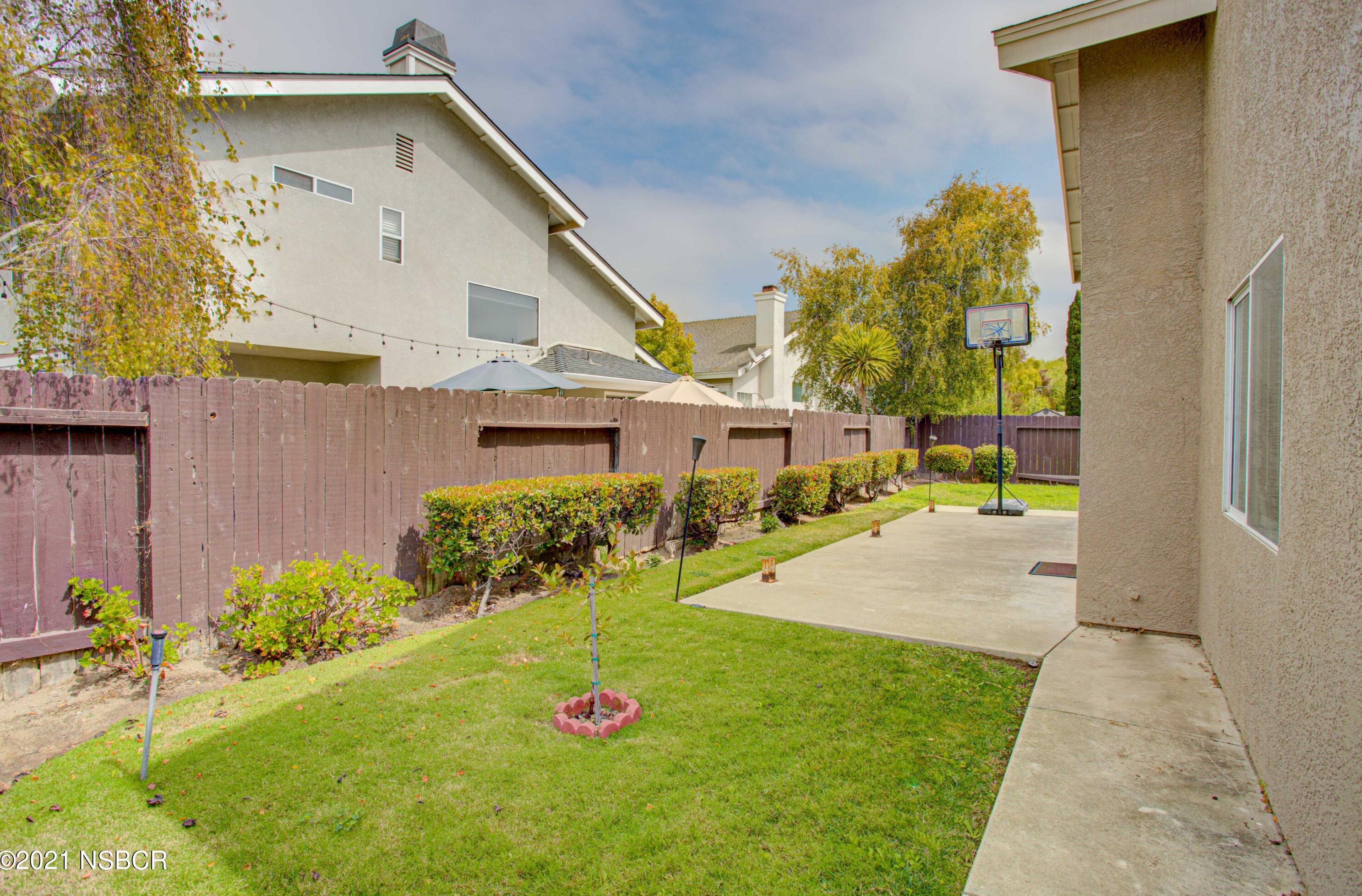 1336 Jason Dr, Lompoc CA 93436-8229 exterior