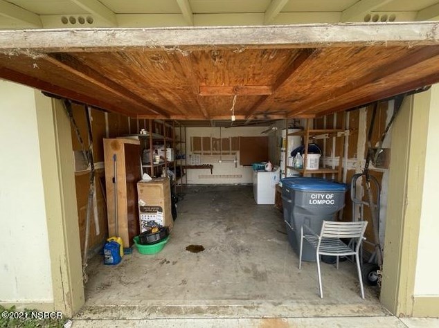 916 Oleander St, Lompoc, CA 93436-4001