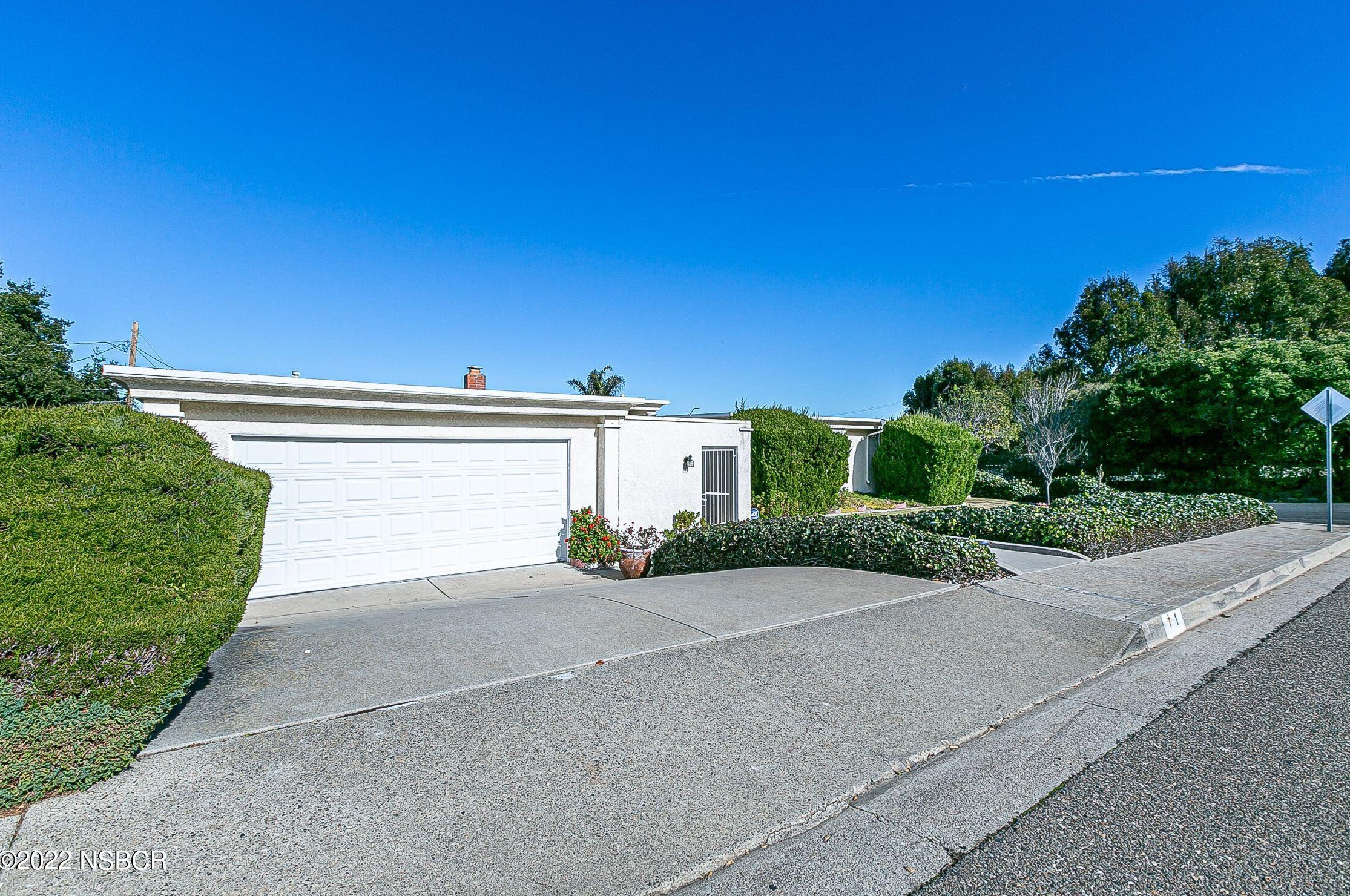 1 Oxford Dr, Lompoc, CA 93436-7805