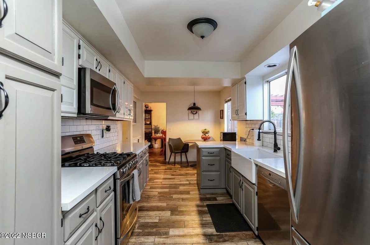 4465 Sirius Ave, Lompoc CA  93436-1018 exterior