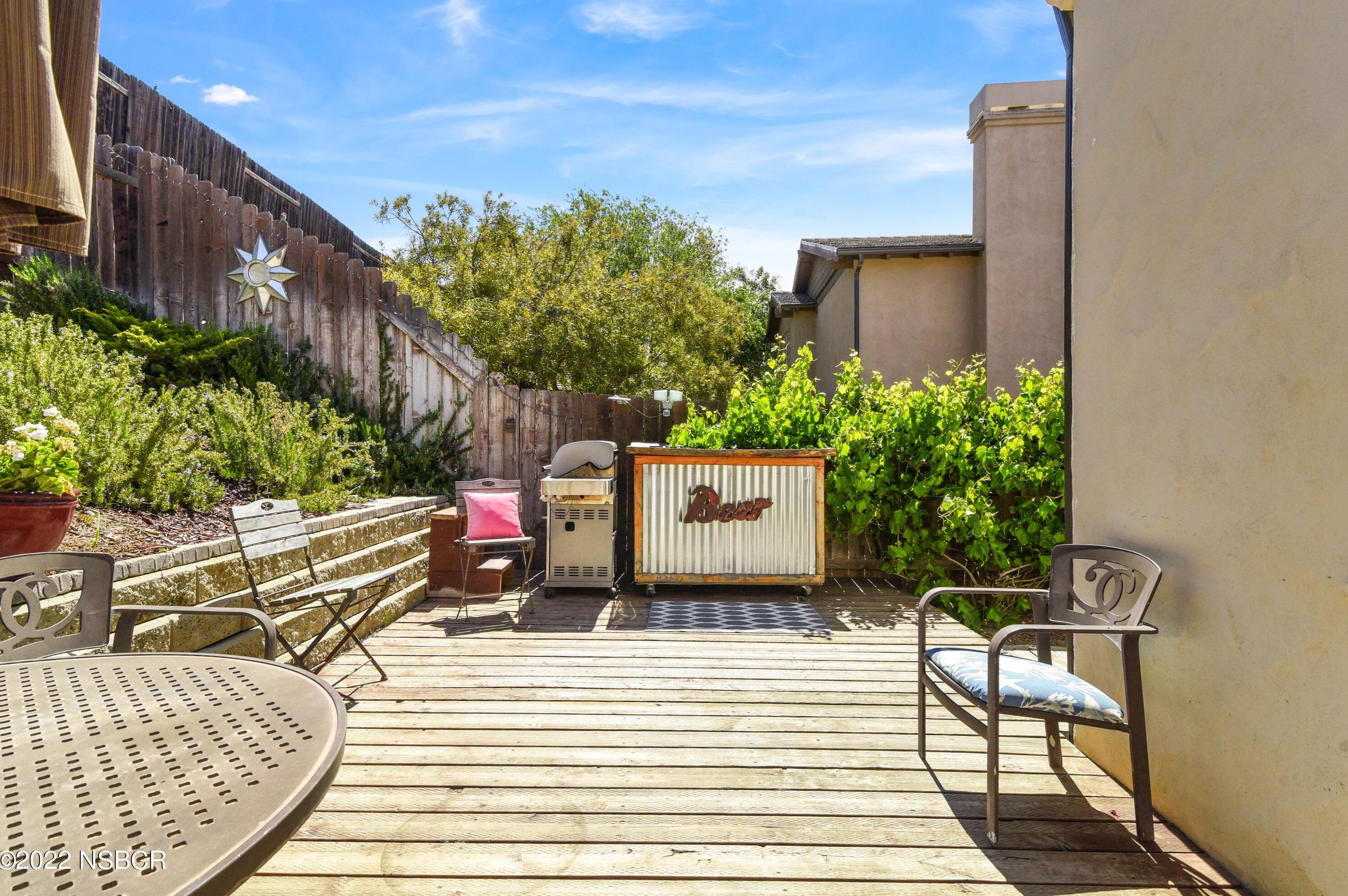 3687 Jupiter Ave, Lompoc CA 93436-1940 exterior