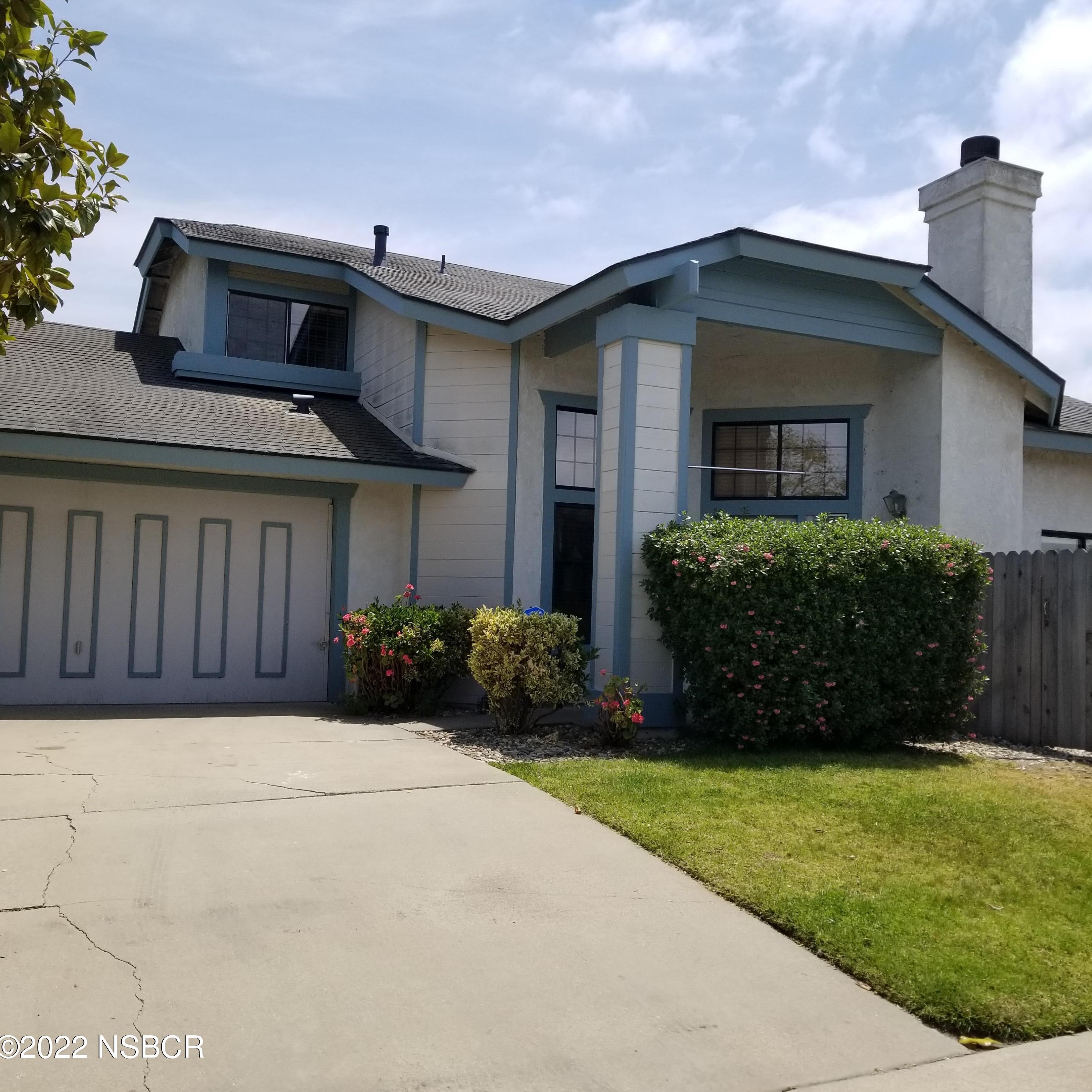 1320 Aster Ln, Lompoc, CA 93436-3248