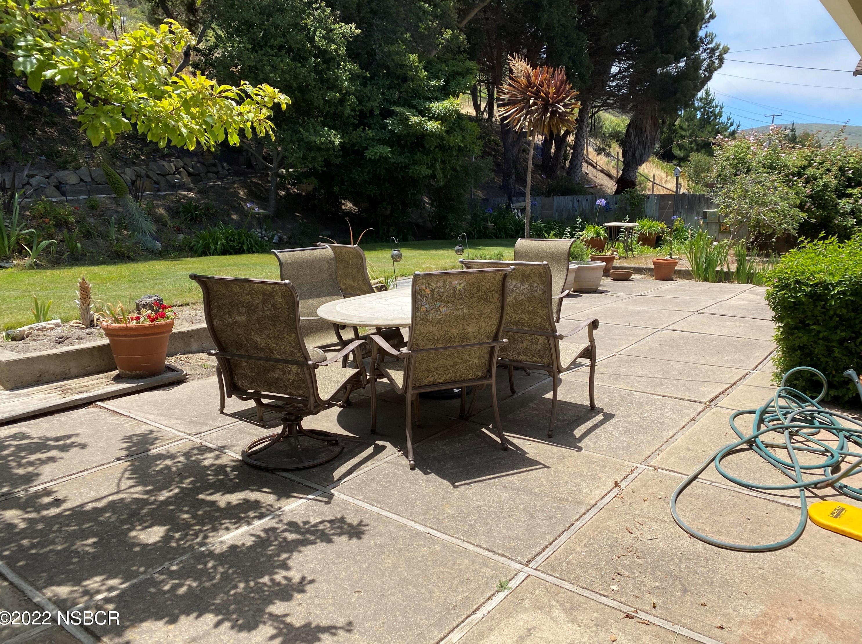 1716 Sheffield Dr, Lompoc, CA 93436-7137