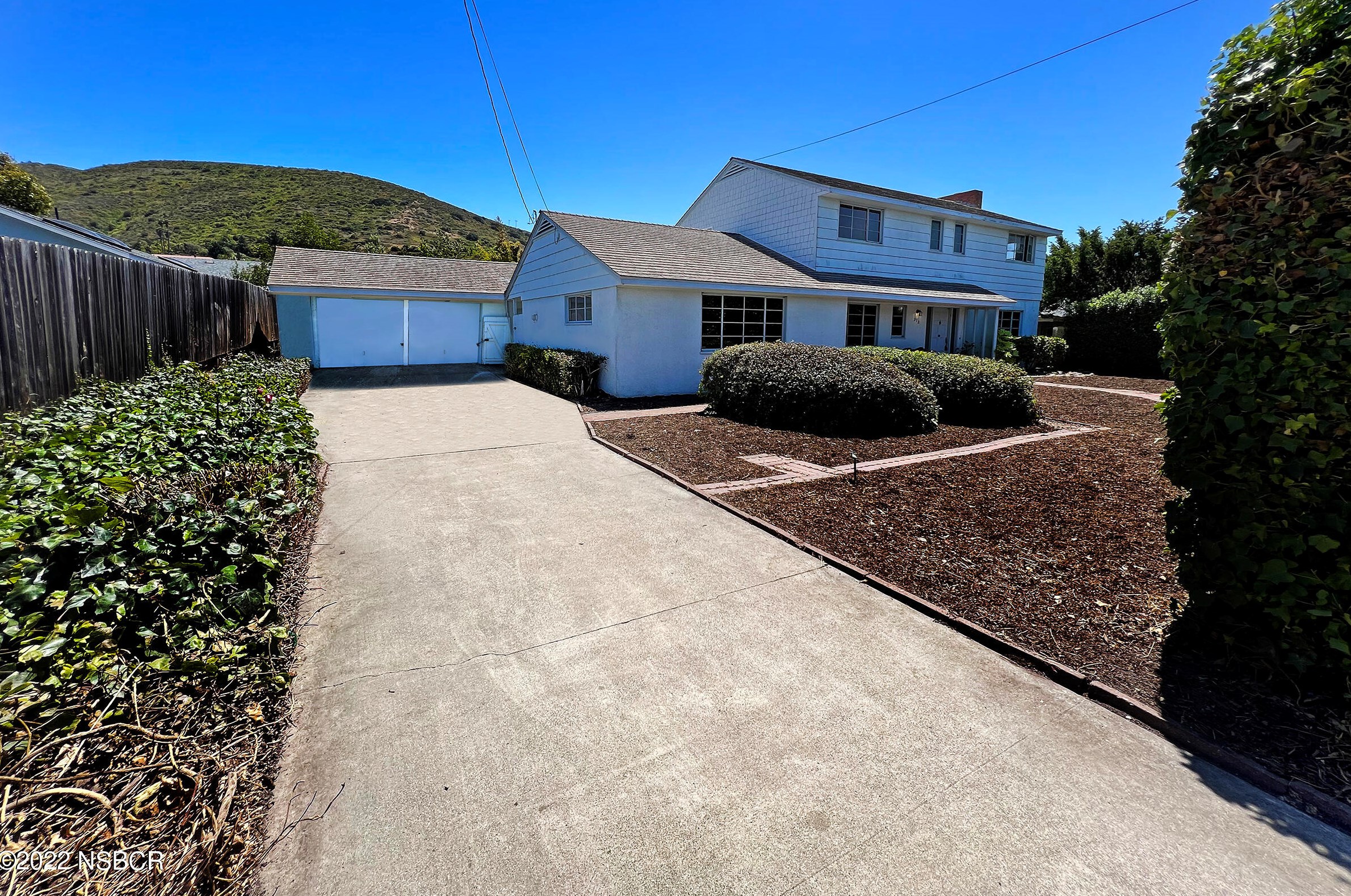 512 E Locust Ave, Lompoc, CA 93436
