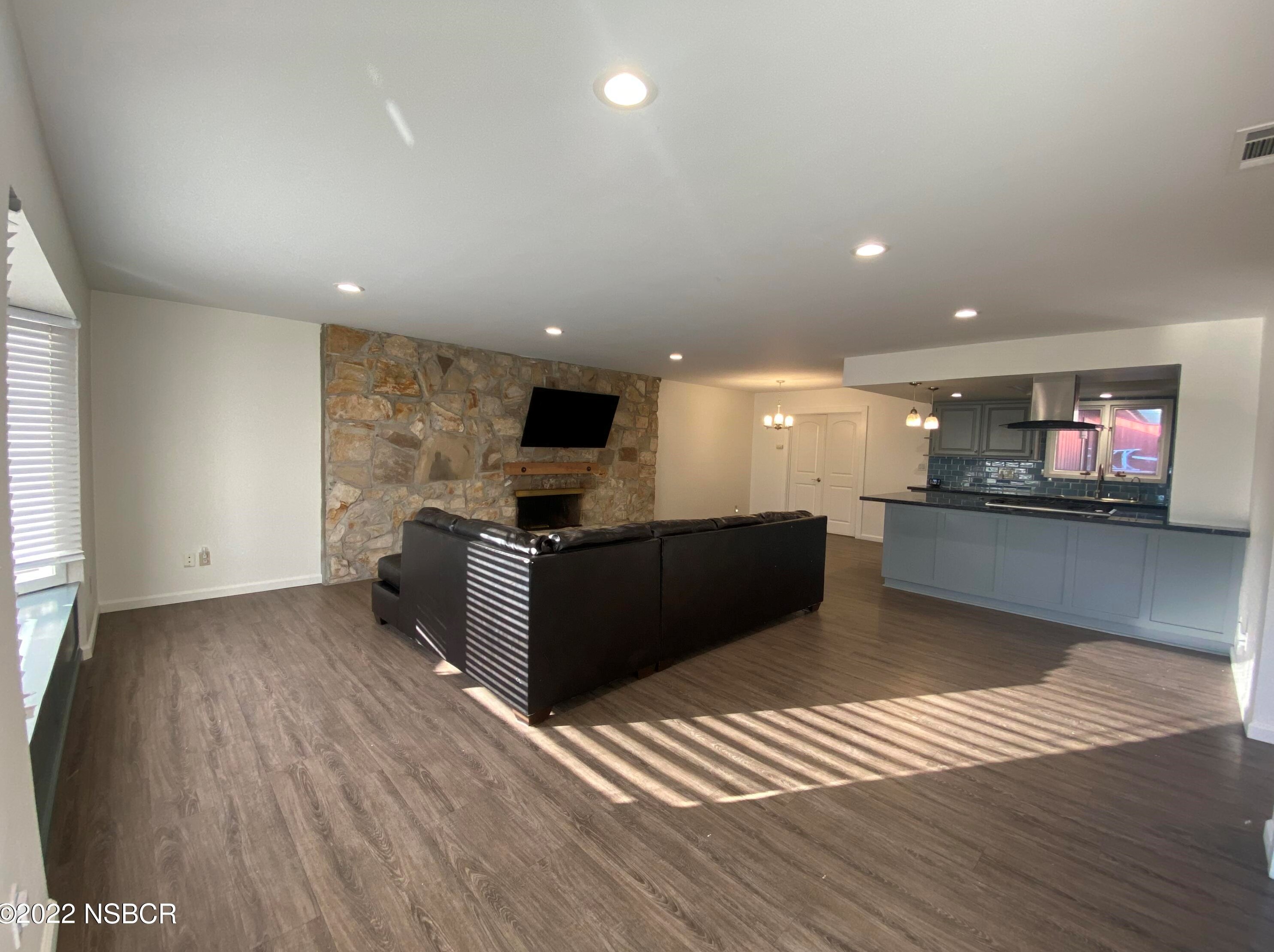 3991 Rigel Ave, Lompoc, CA 93436-1446