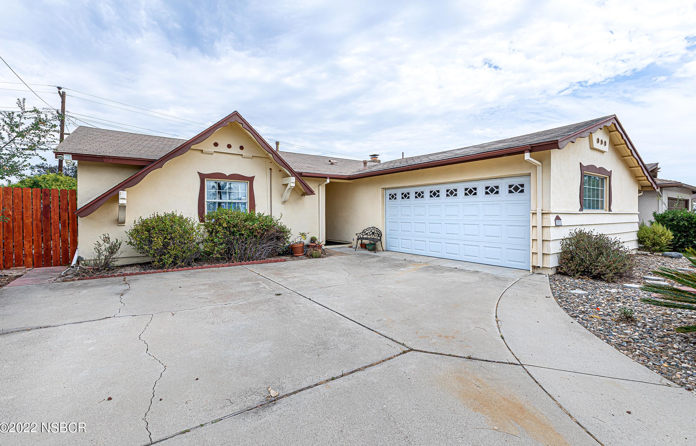3977 Uranus Ave, Lompoc, CA 93436