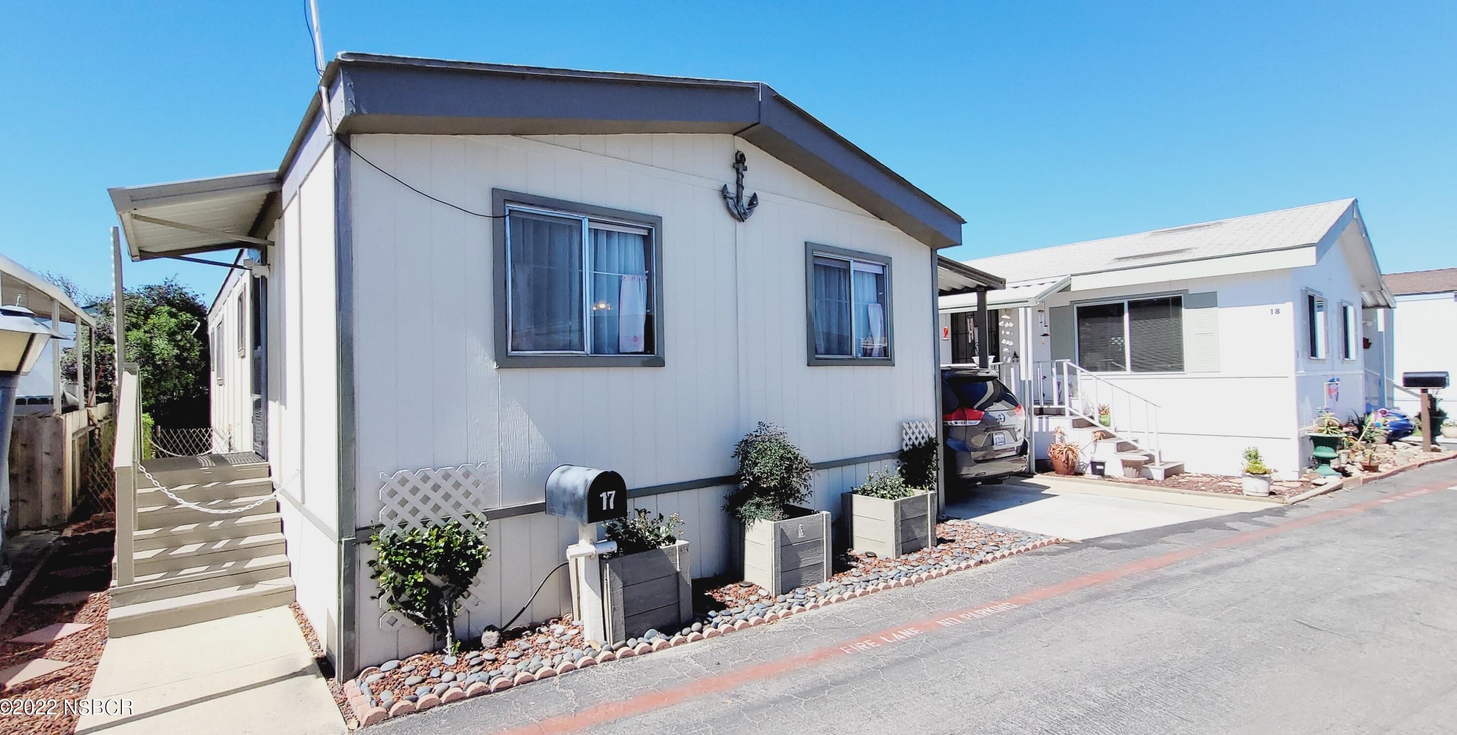610 E Pine Ave #17, Lompoc, CA 93436