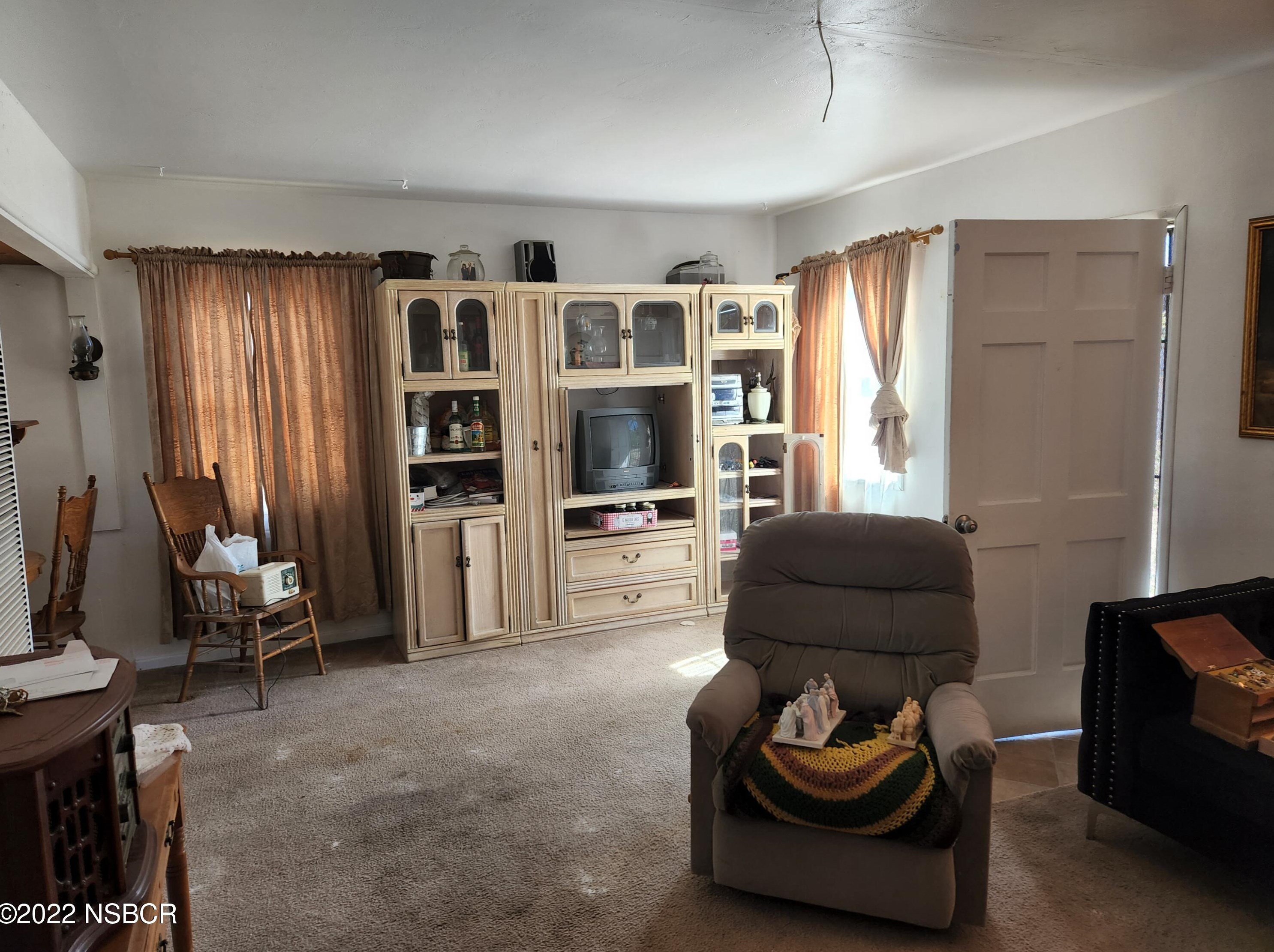 404 G St, Lompoc, CA 93436-5318