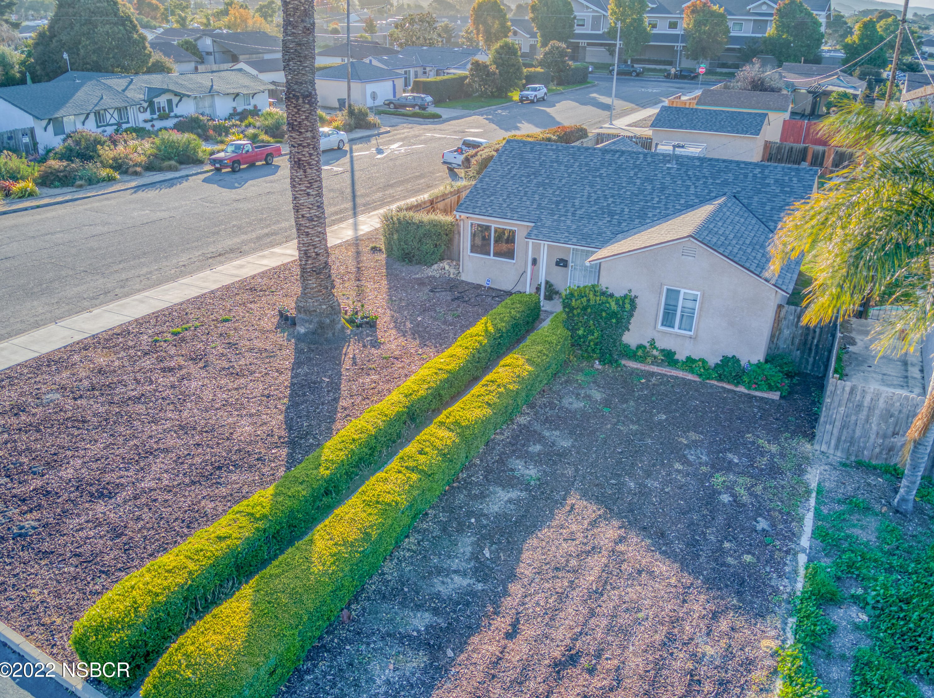 239 B St, Lompoc CA  93436-7325 exterior