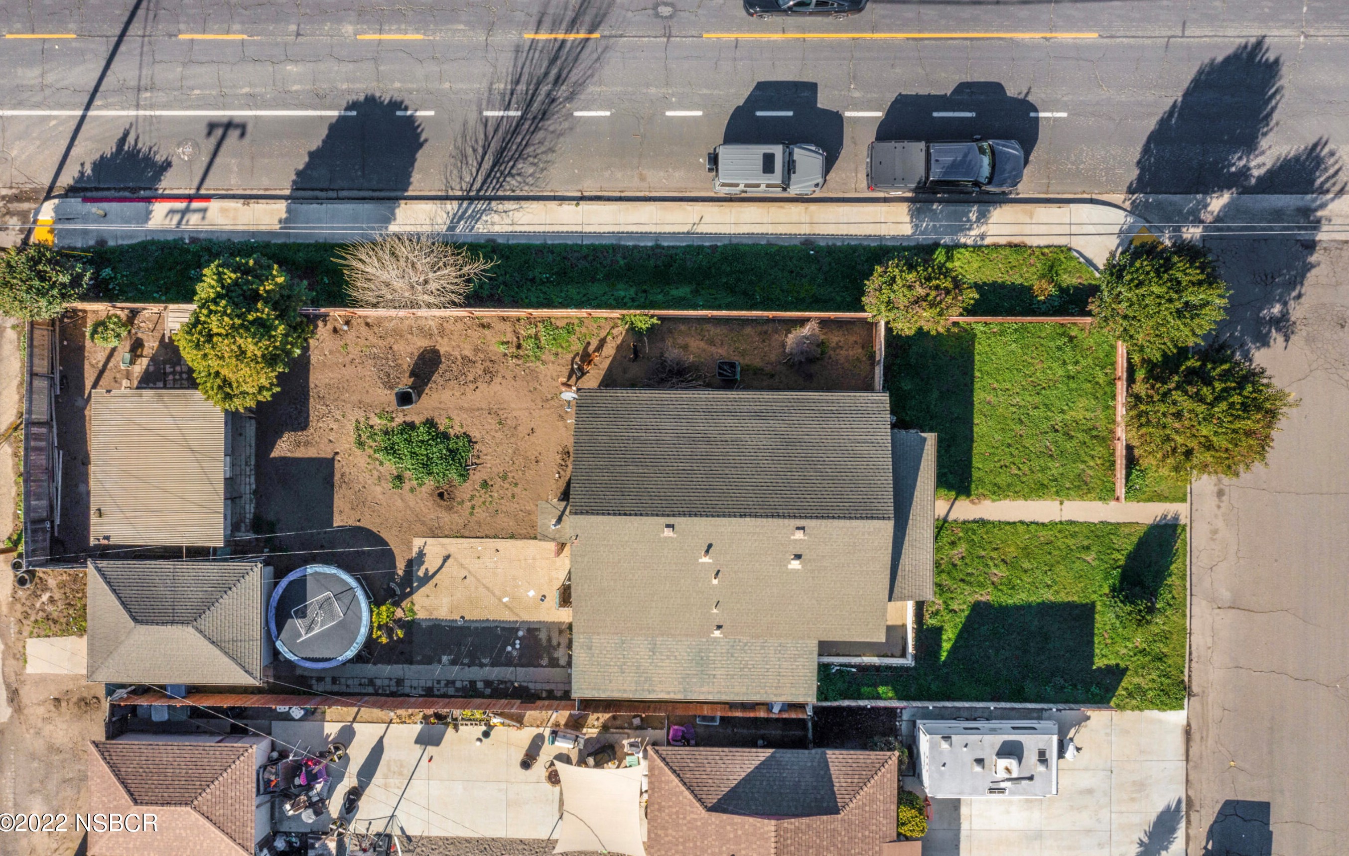 239 B St, Lompoc CA  93436-7325 exterior