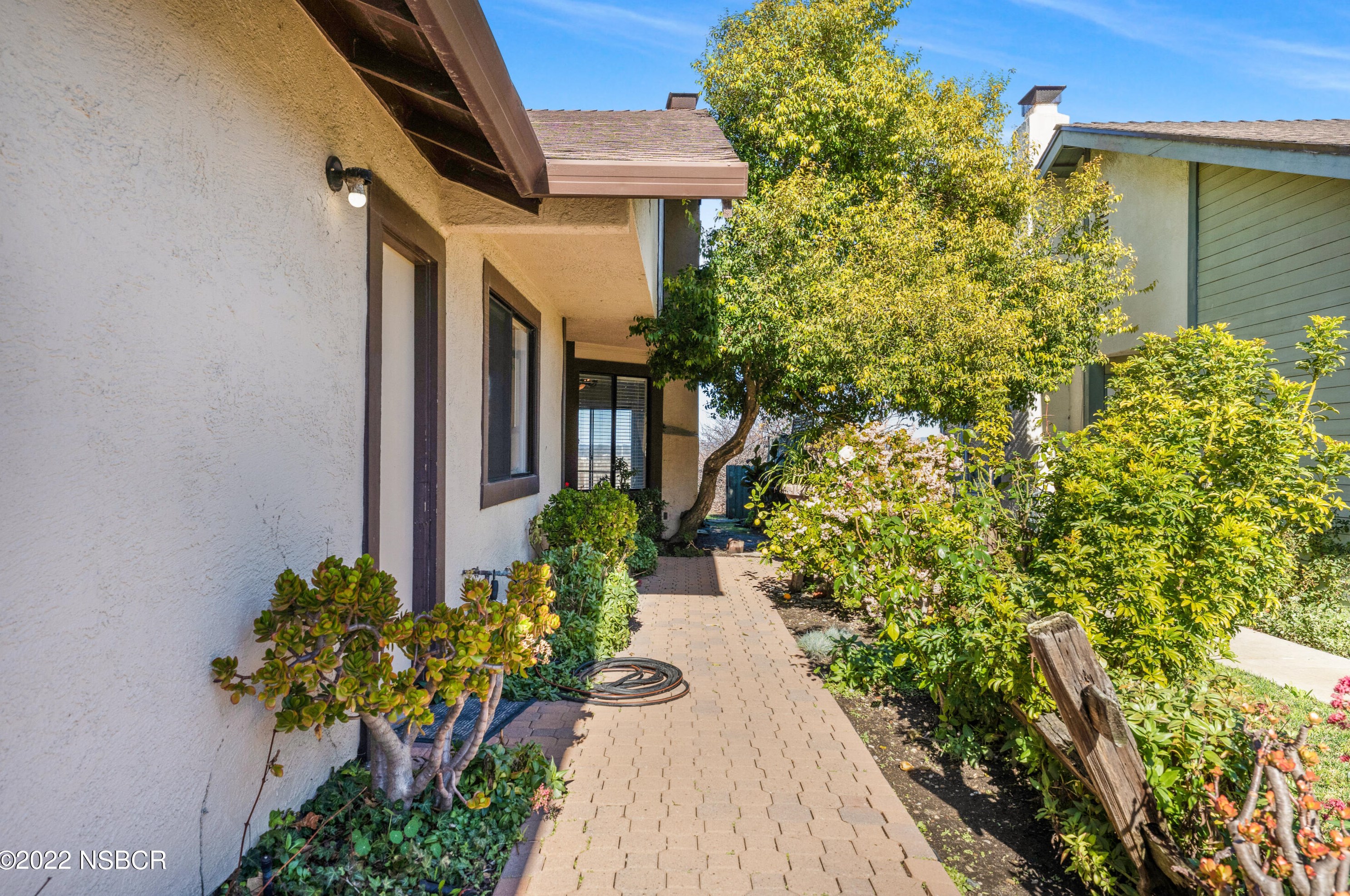 2205 Hermosa Ct, Lompoc, CA 93436-6314