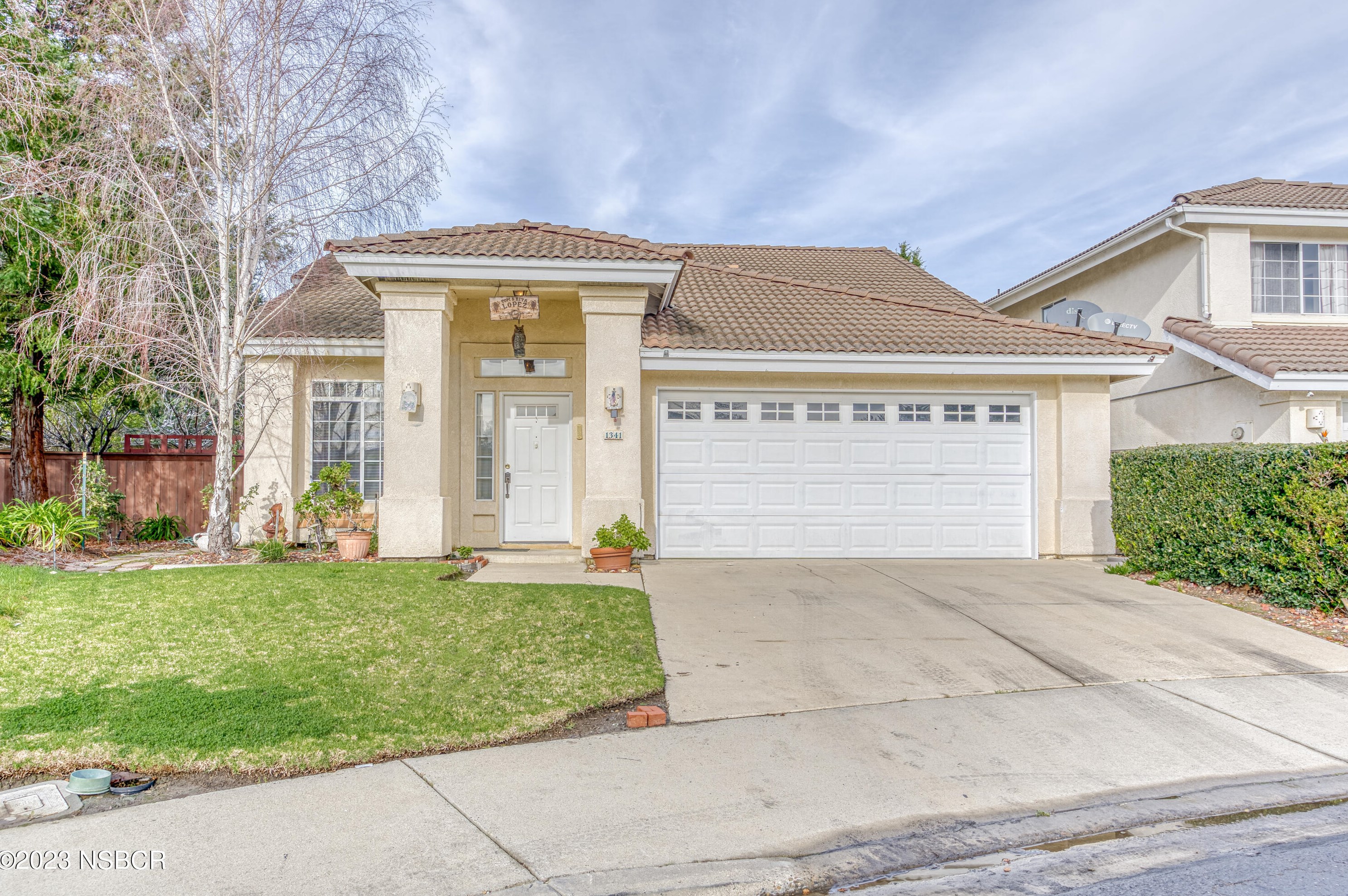 1341 Westbrook Dr, Lompoc, CA 93436-8108