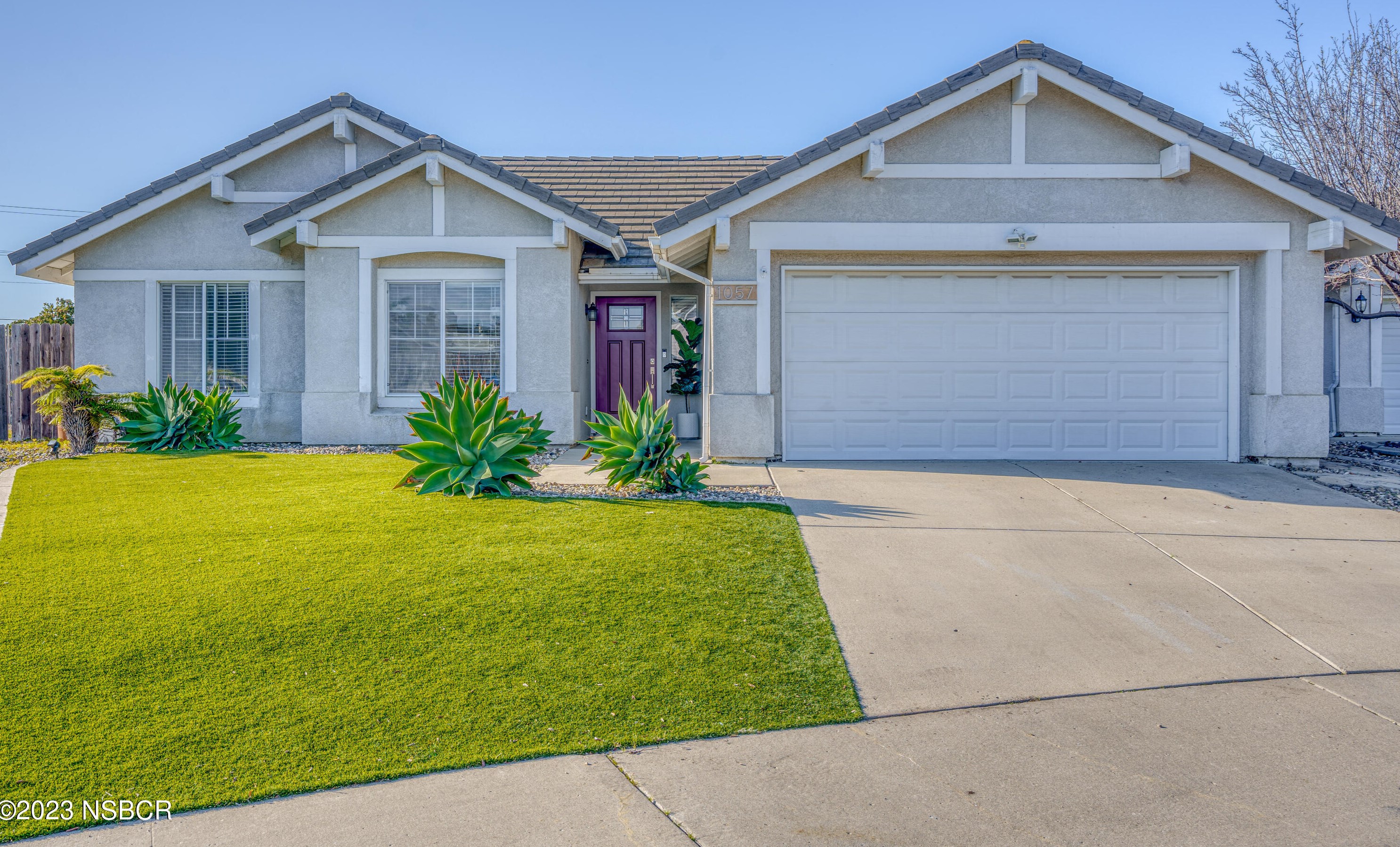 1057 Armstrong St, Lompoc, CA 93436-8251