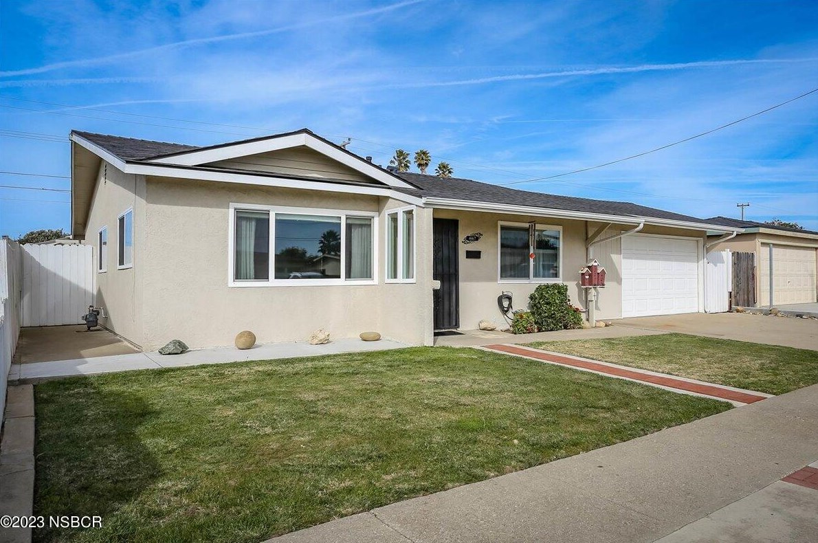 4467 2nd St, Guadalupe, CA 93434