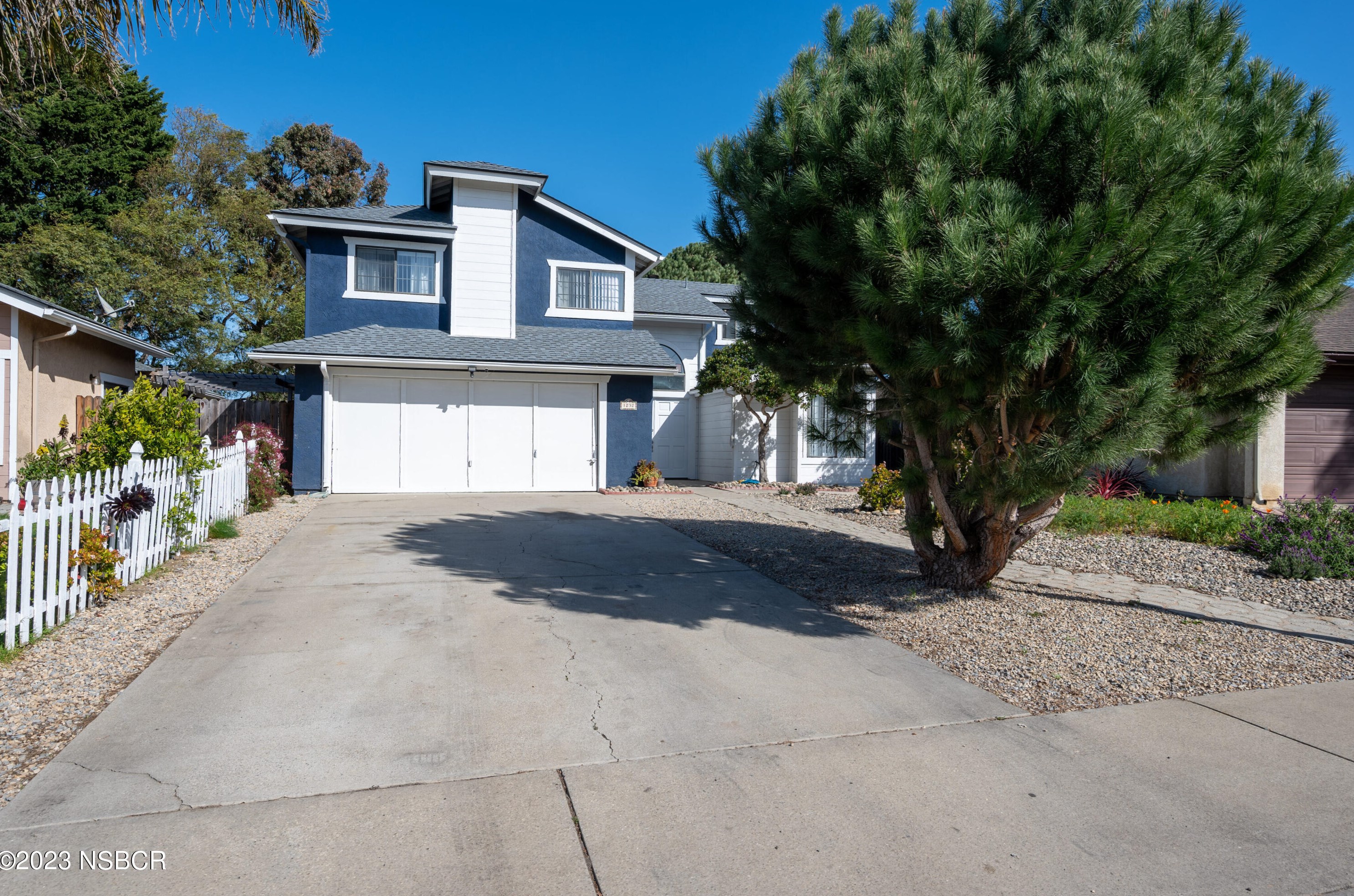1232 Primrose Ct, Lompoc, CA 93436-3258